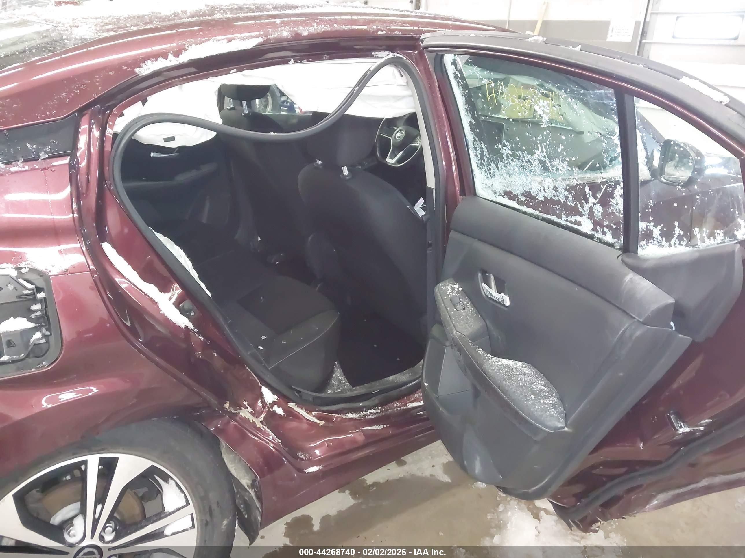 NISSAN SENTRA image 8