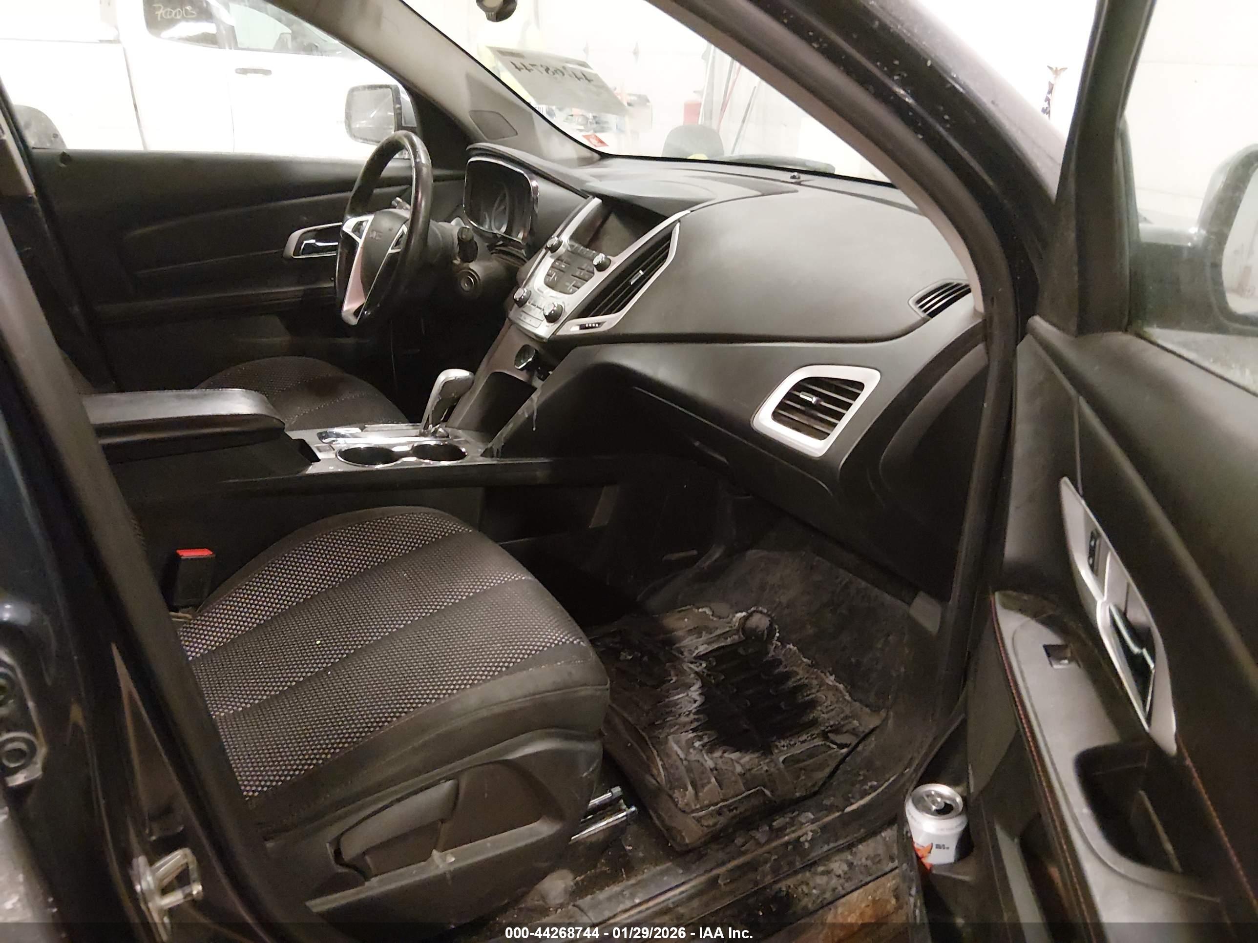 GMC TERRAIN image 5