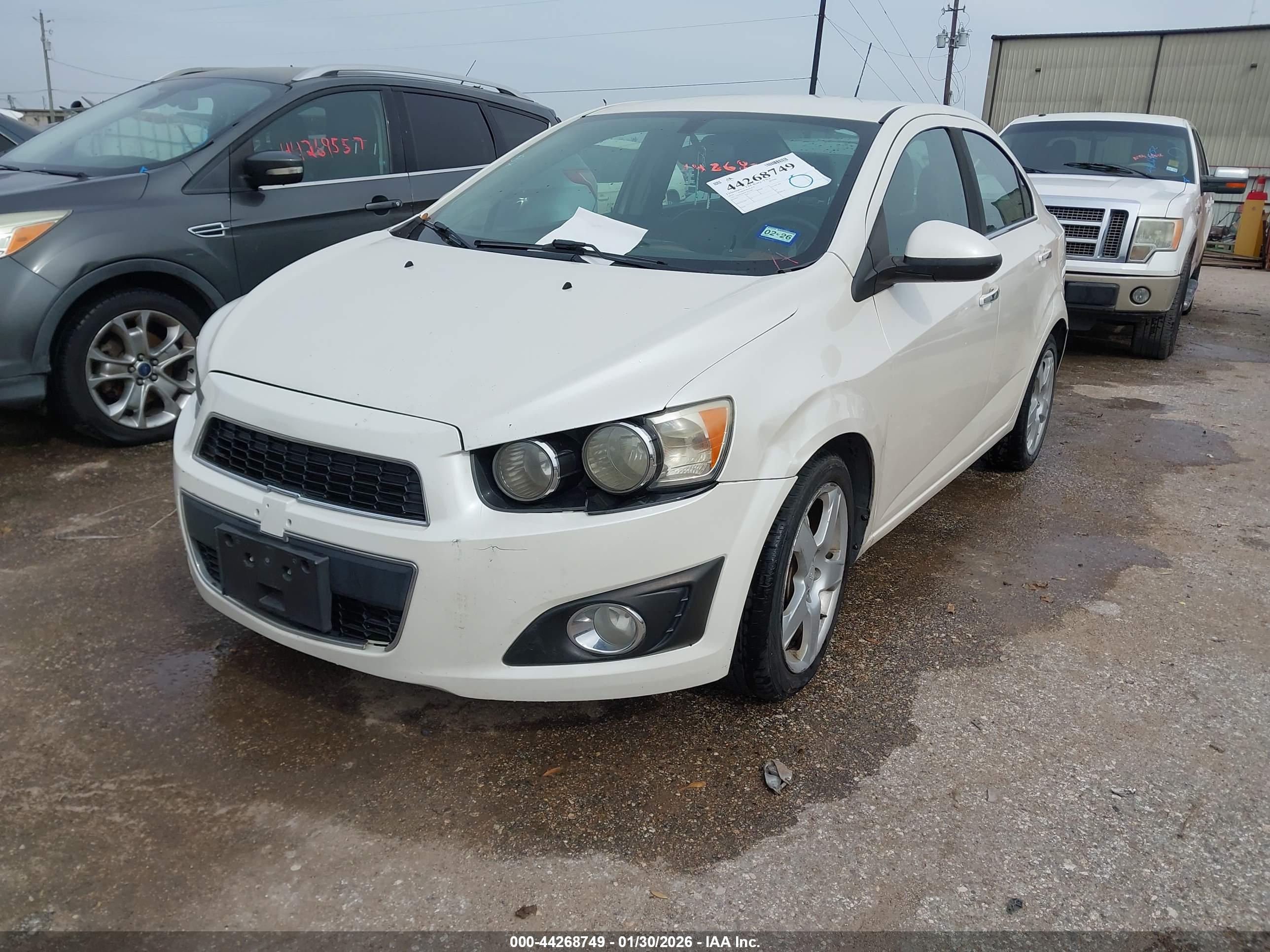 CHEVROLET SONIC image 2