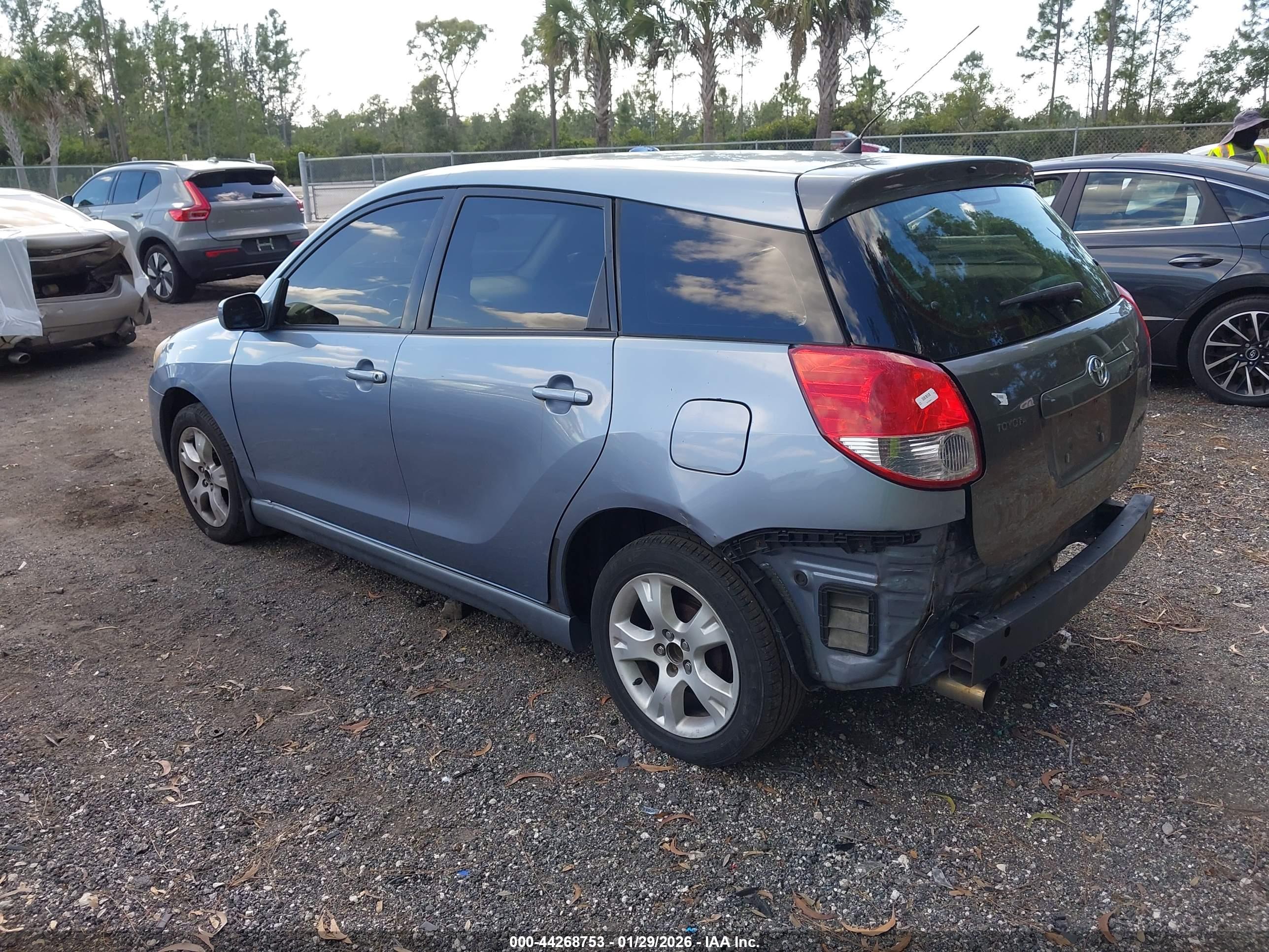 TOYOTA MATRIX image 3