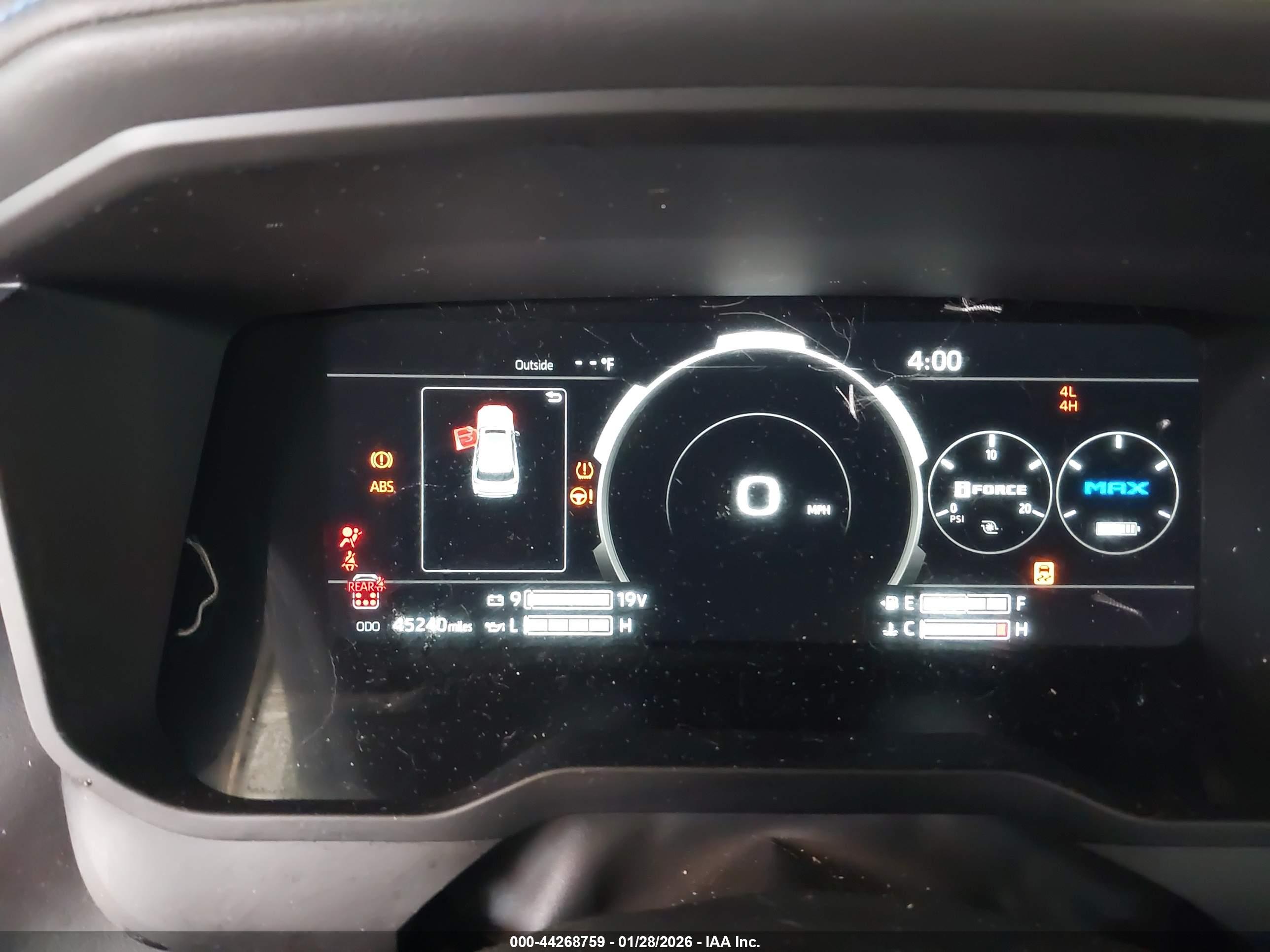 TOYOTA SEQUOIA image 7
