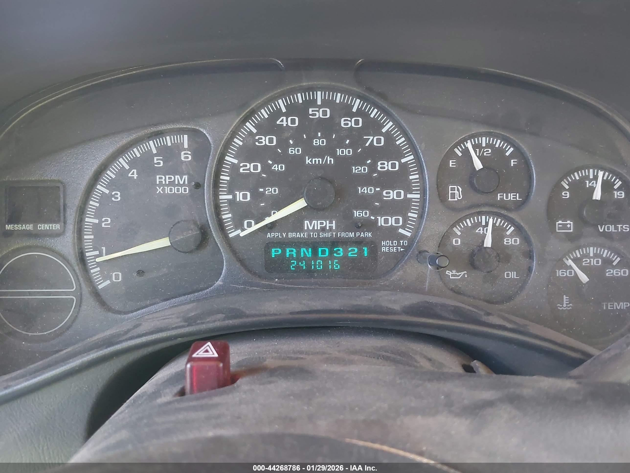 CHEVROLET TAHOE image 7