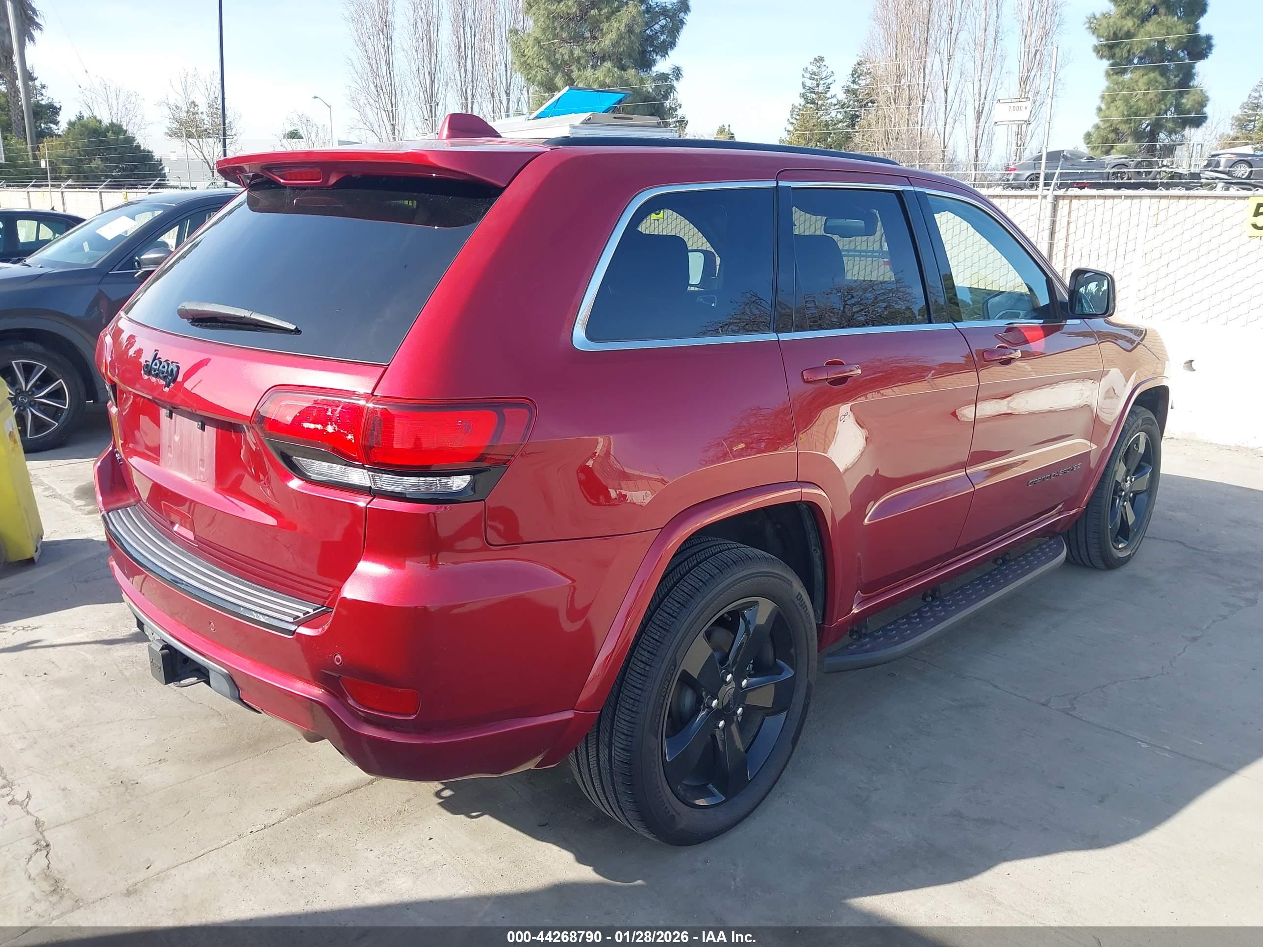 JEEP GRAND image 4