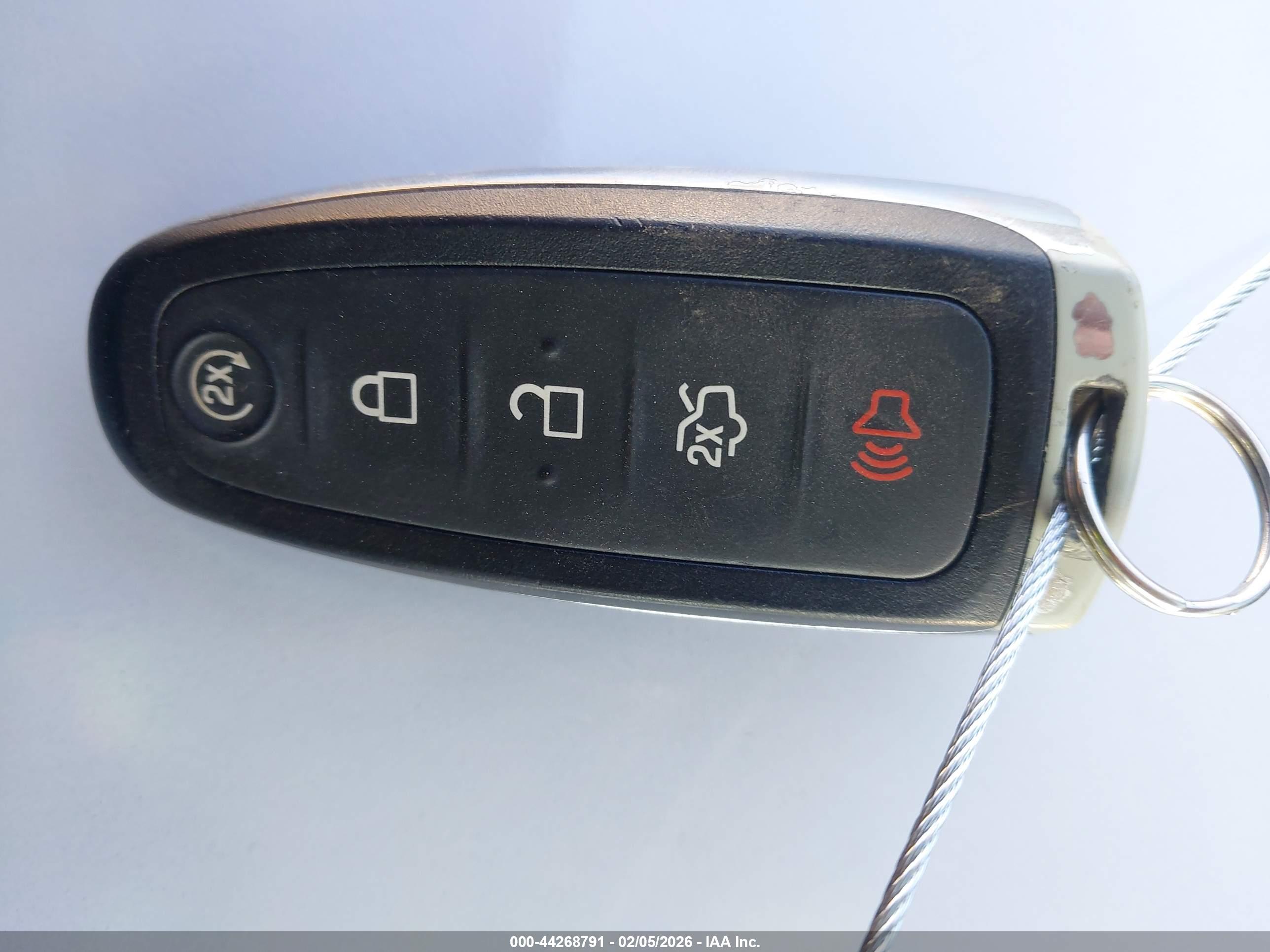 FORD EXPEDITION image 11