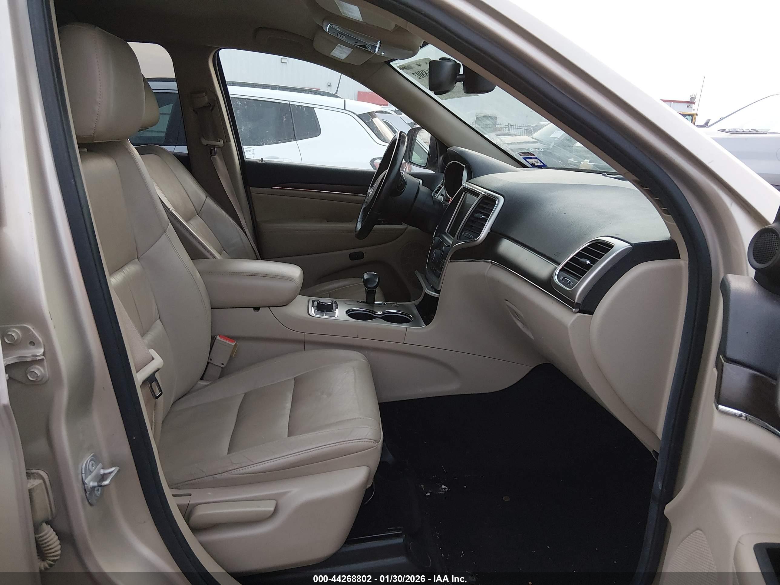 JEEP GRAND image 5