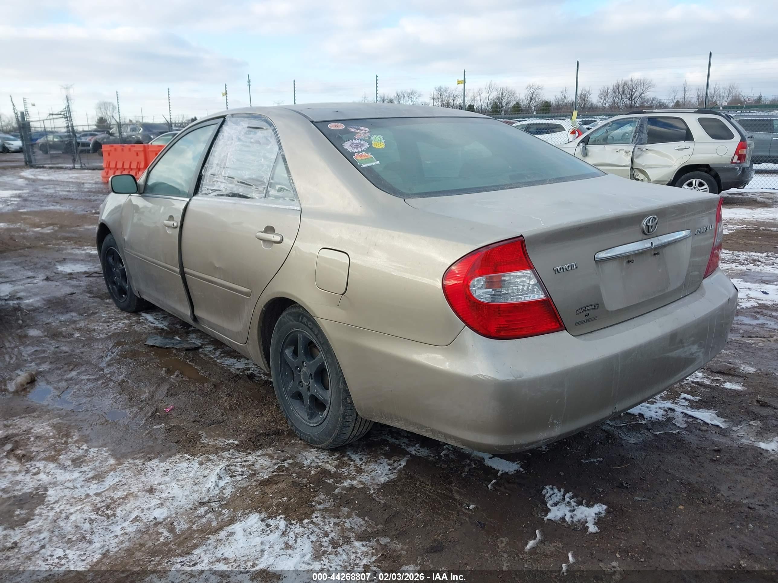 TOYOTA CAMRY image 3