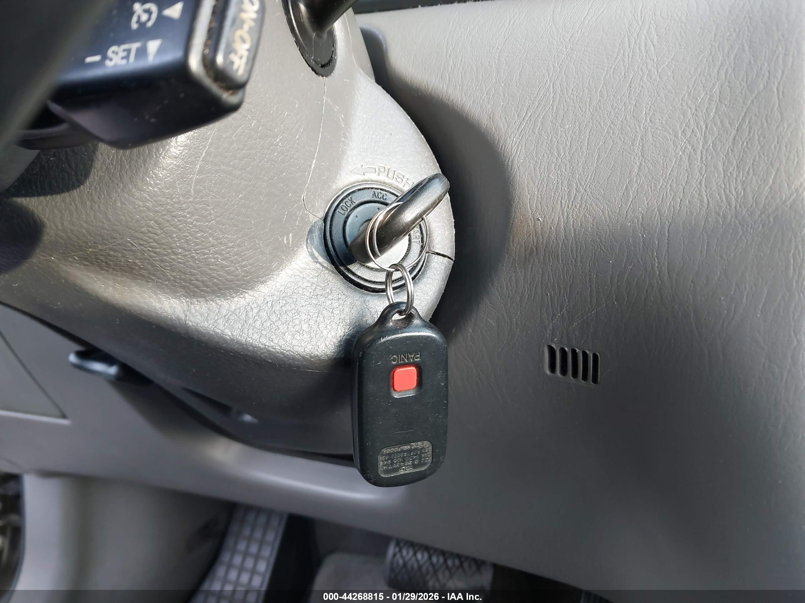 TOYOTA COROLLA image 11