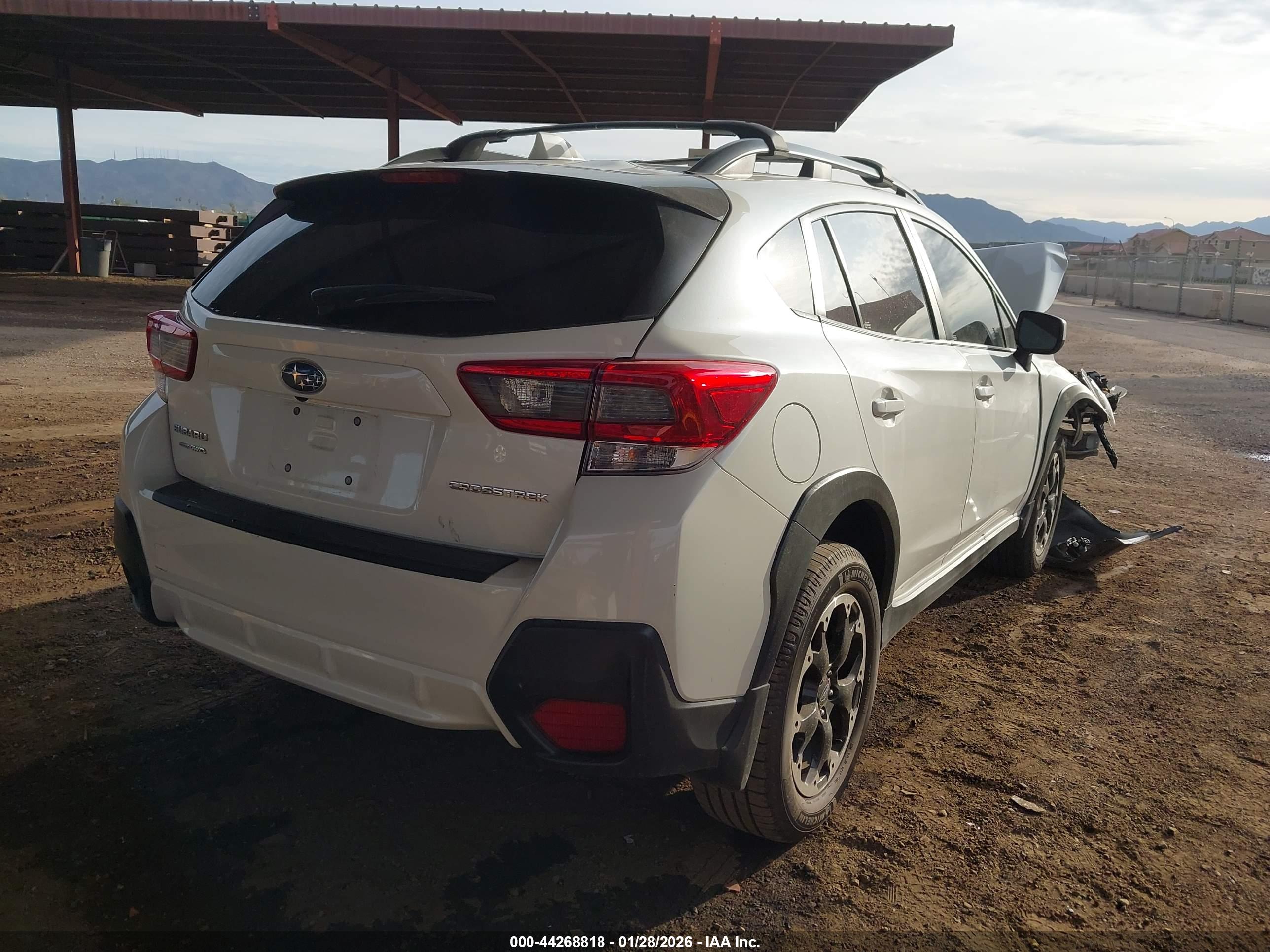 SUBARU CROSSTREK image 4