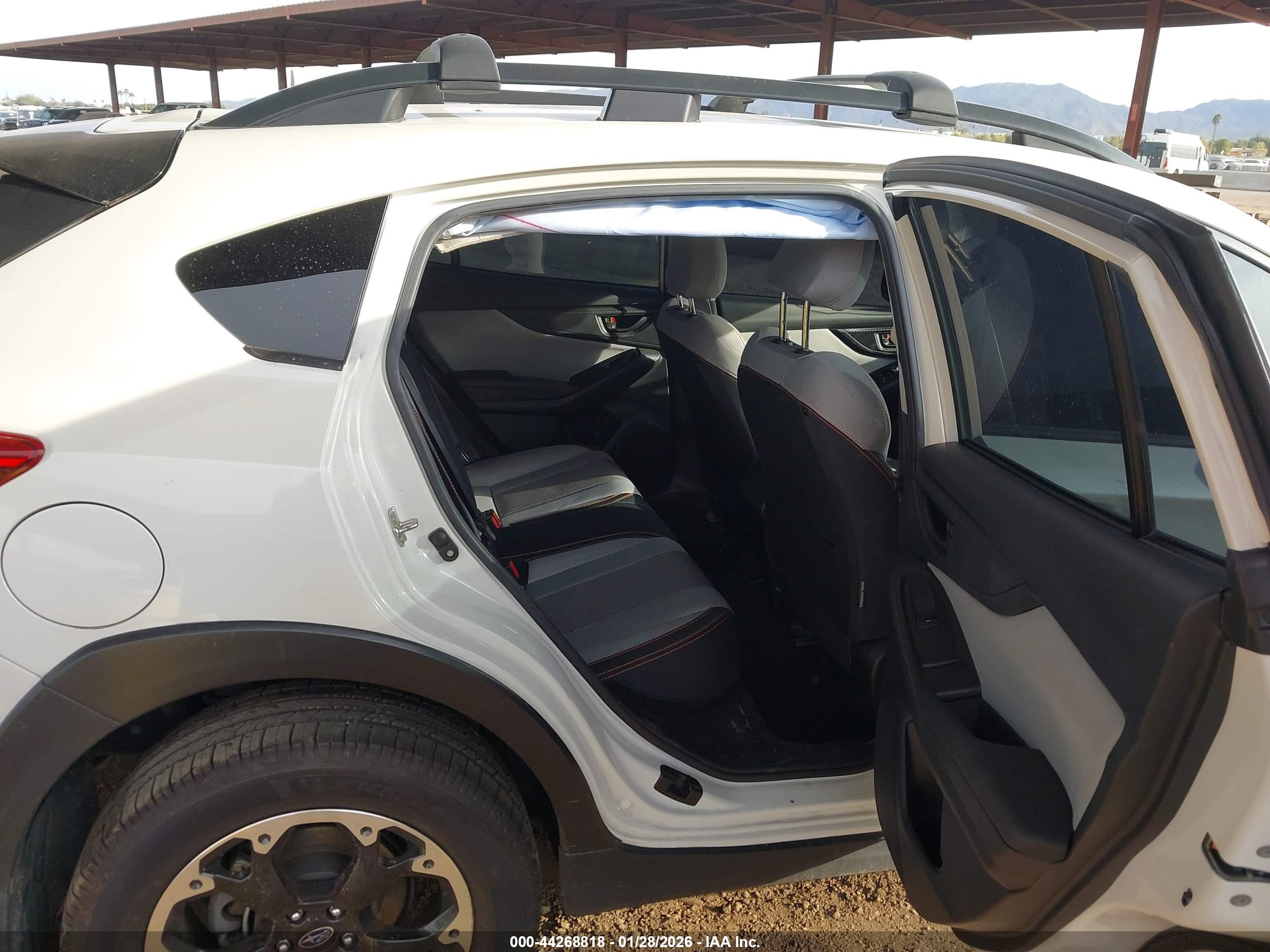 SUBARU CROSSTREK image 8