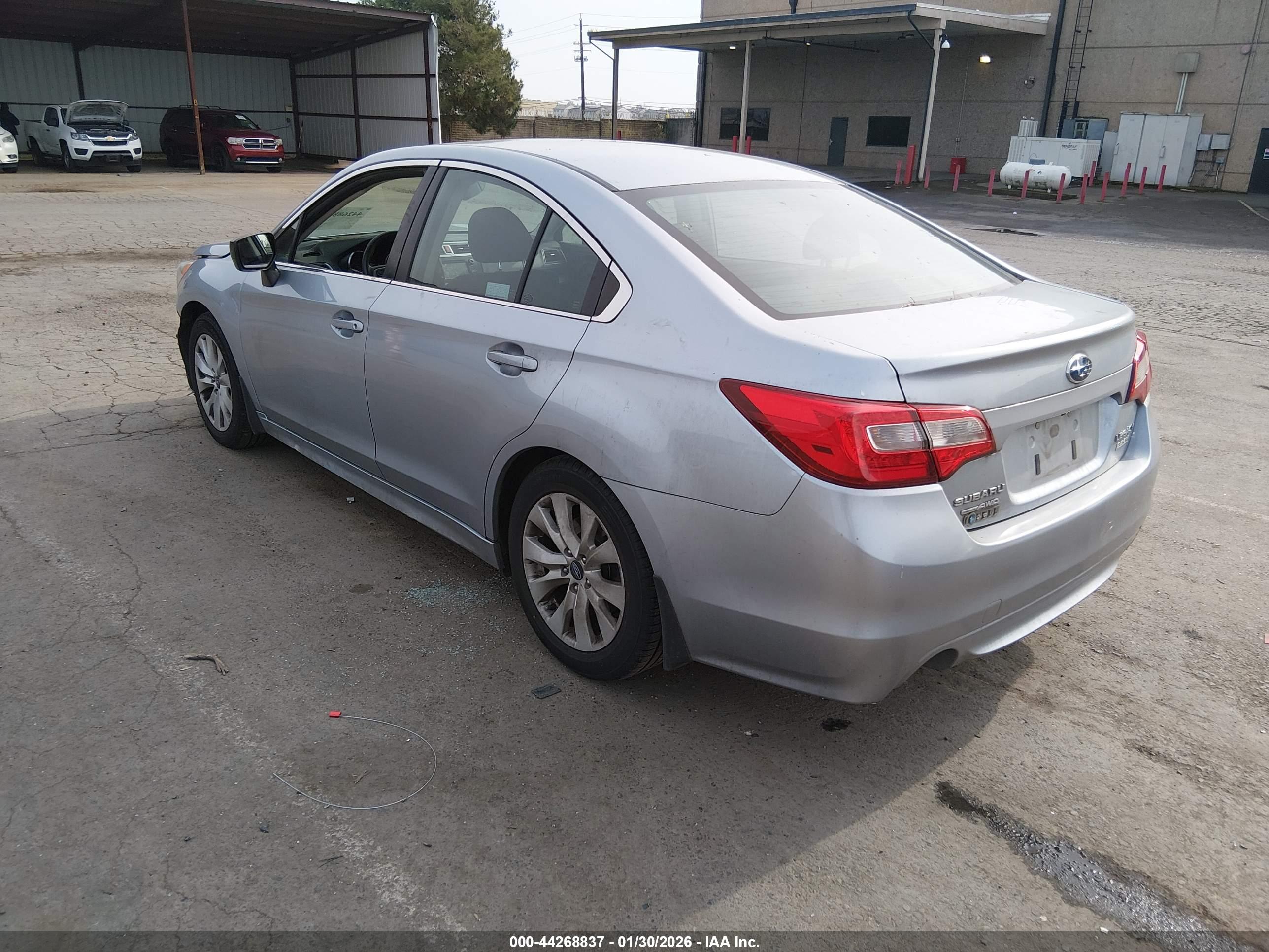 SUBARU LEGACY image 3