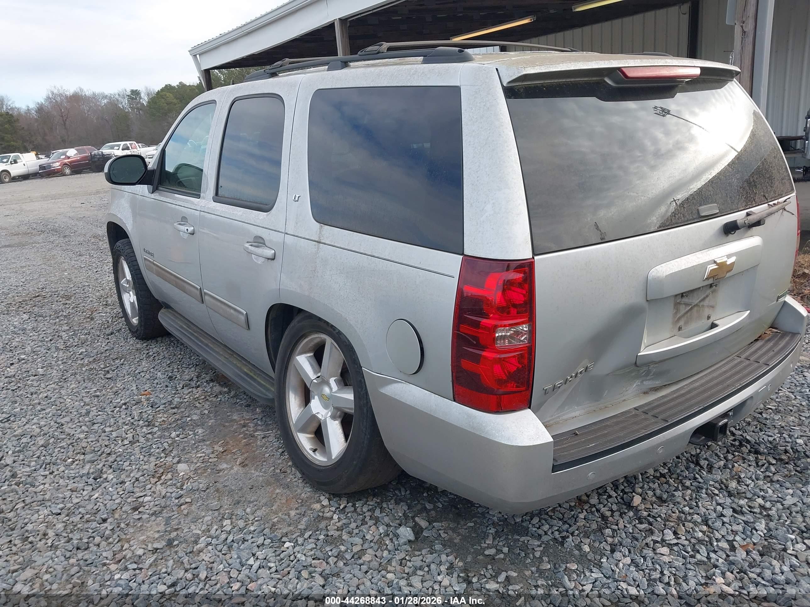 CHEVROLET TAHOE image 3