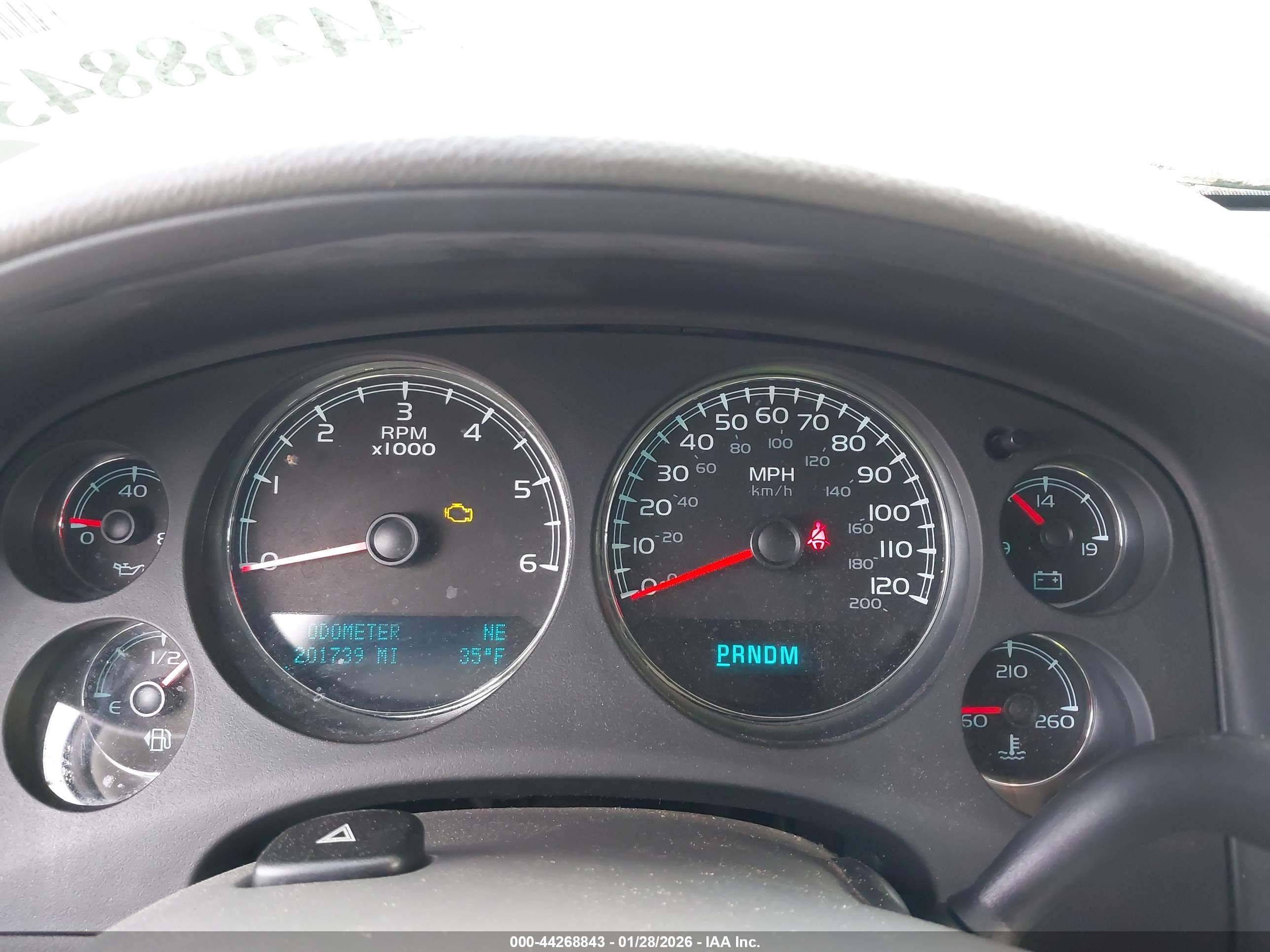 CHEVROLET TAHOE image 7