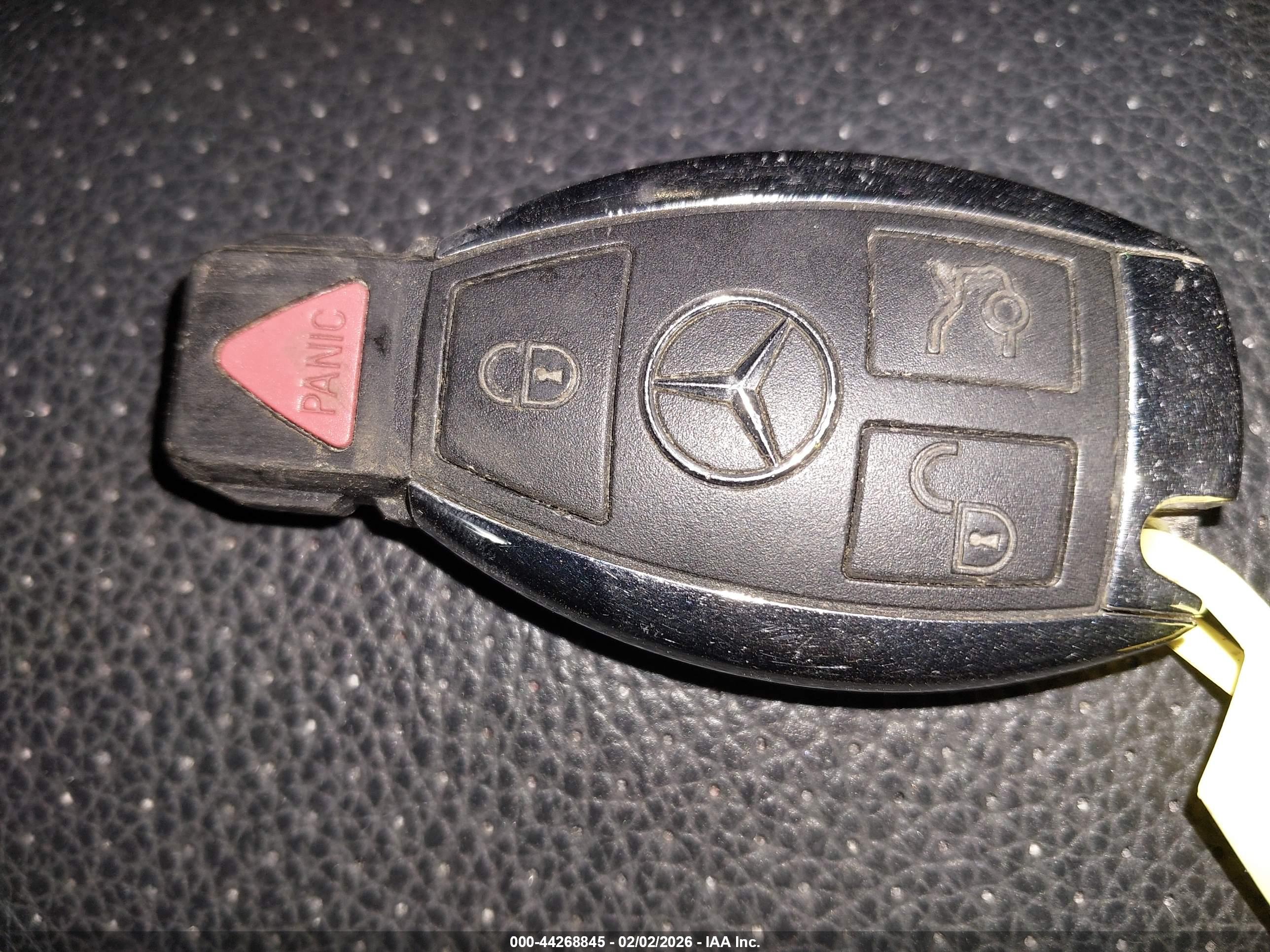 MERCEDES-BENZ C image 11