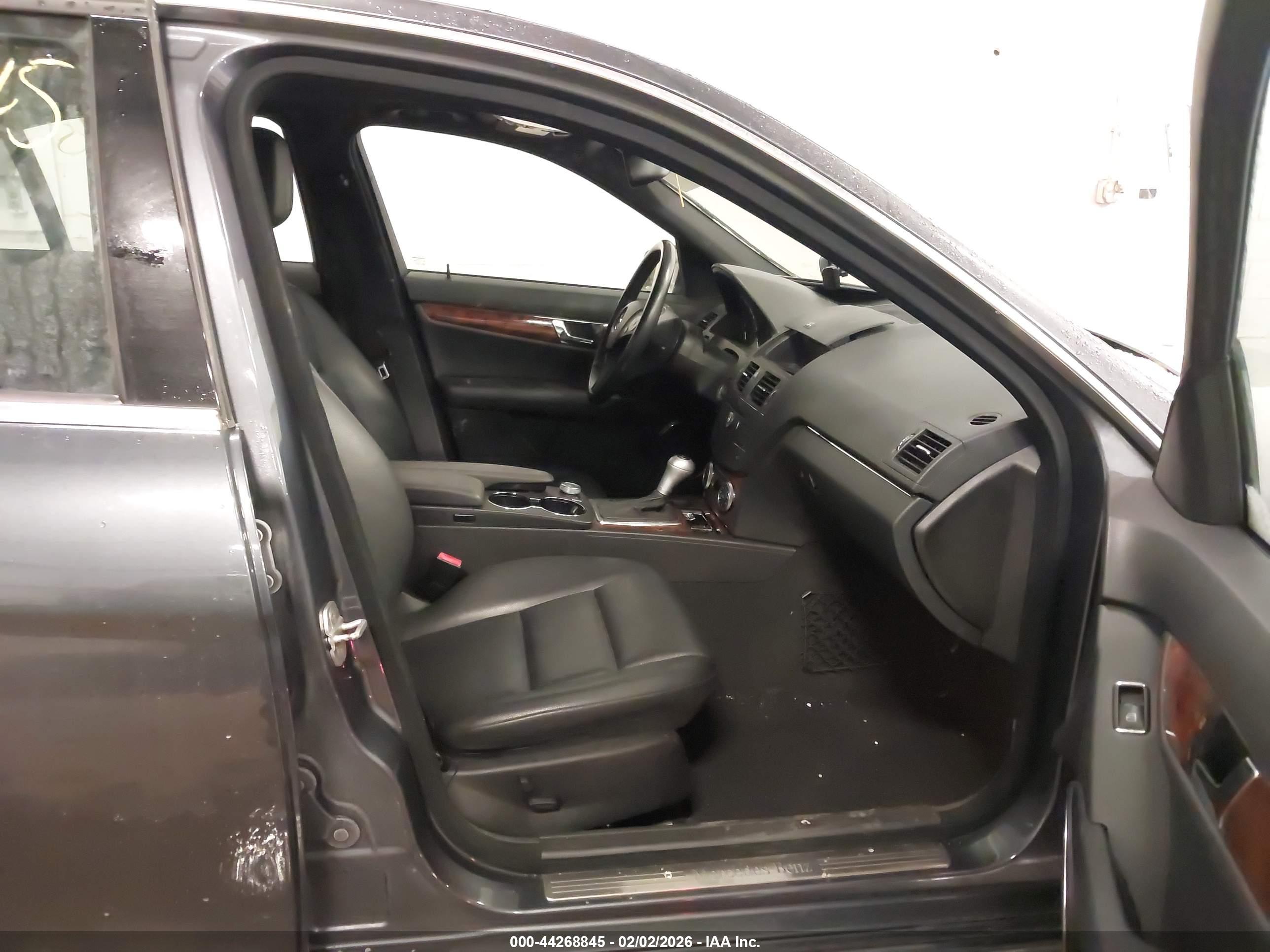 MERCEDES-BENZ C image 5
