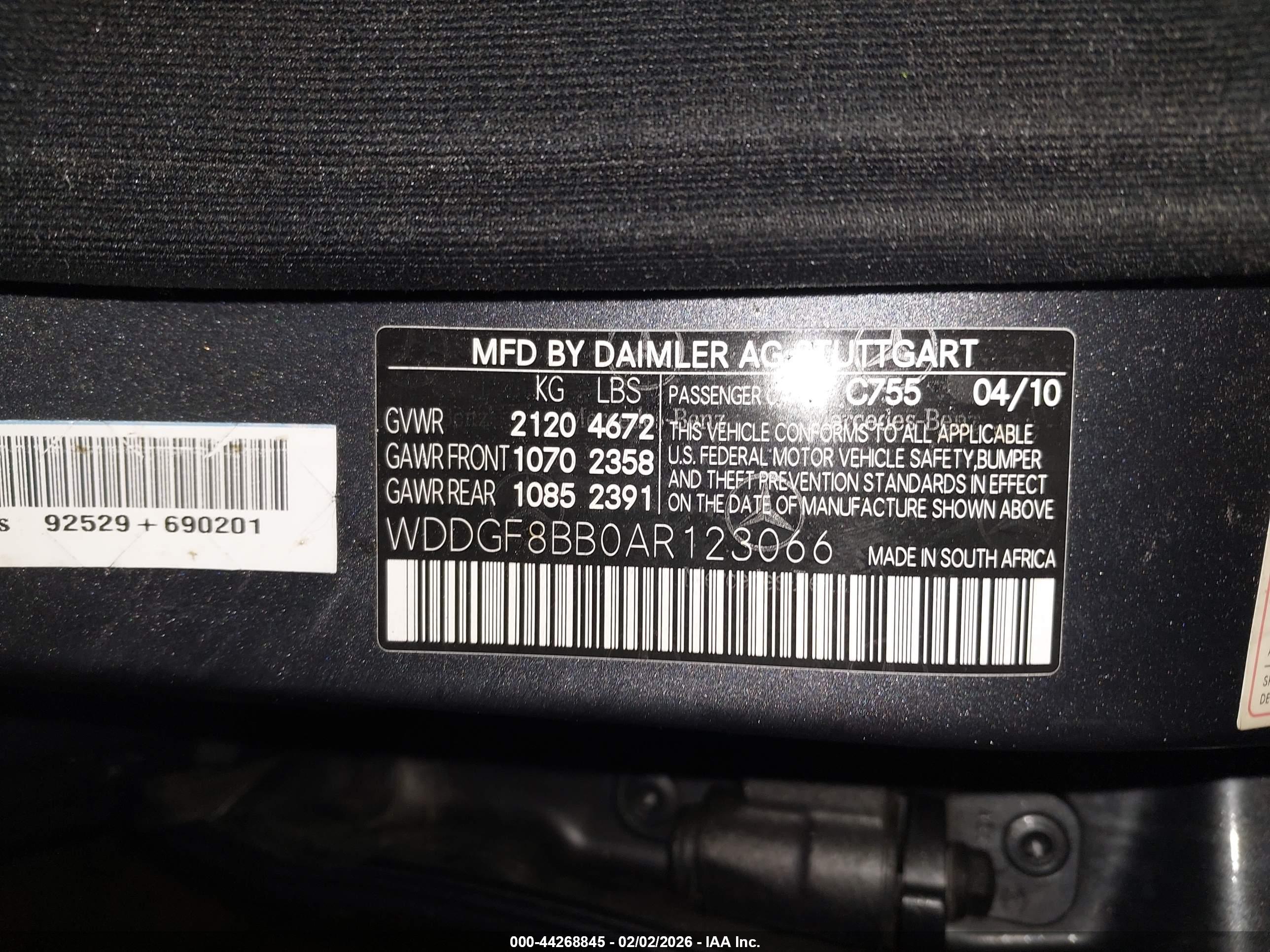 MERCEDES-BENZ C image 9