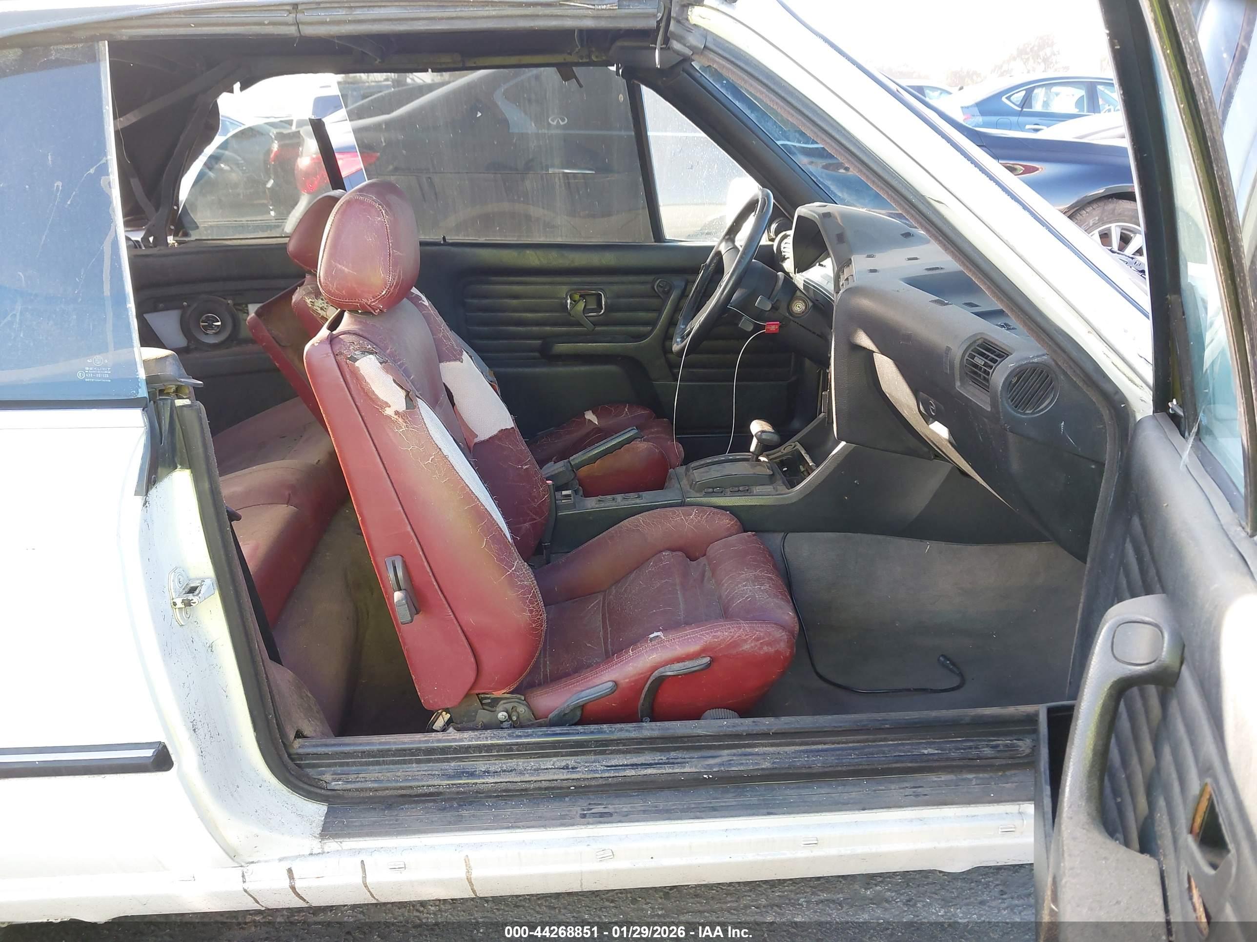 BMW 325 image 5
