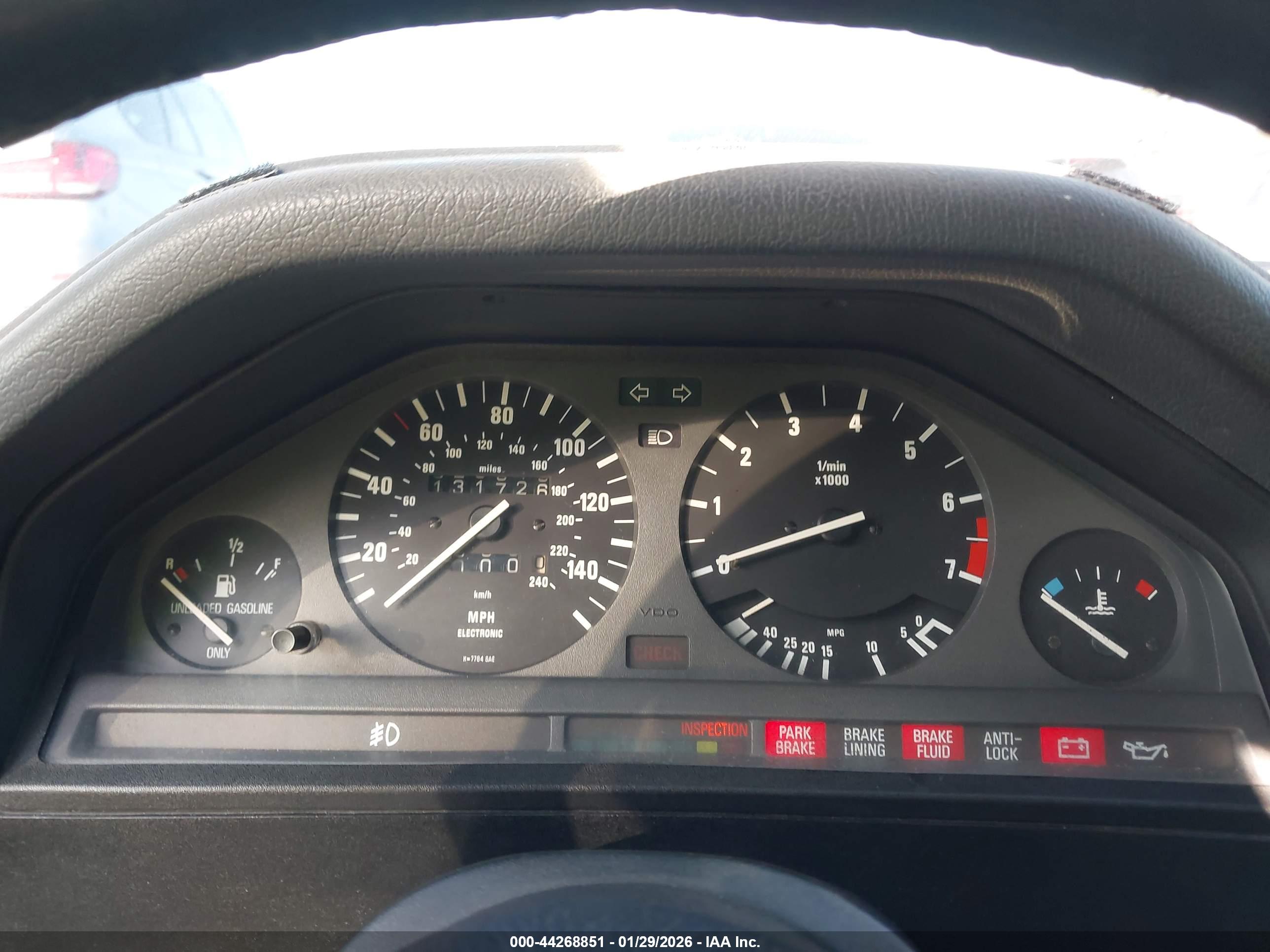 BMW 325 image 7