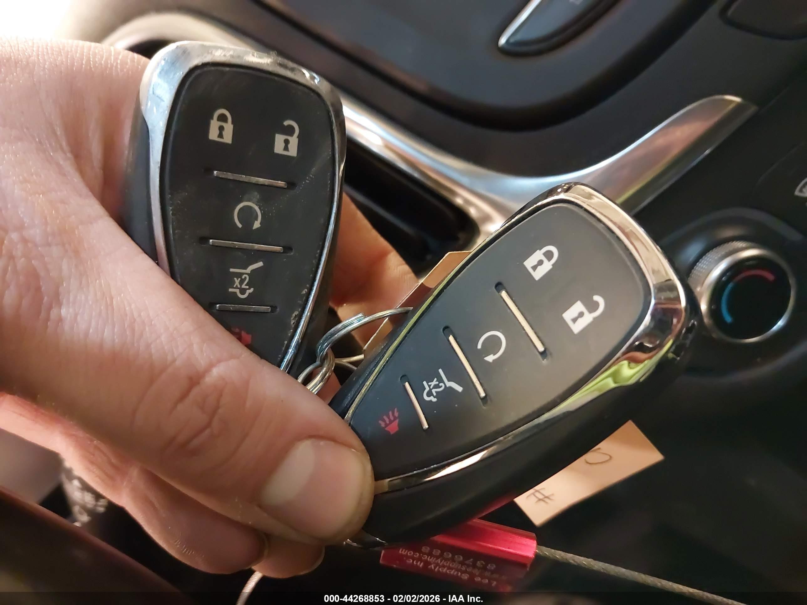 CHEVROLET EQUINOX image 11
