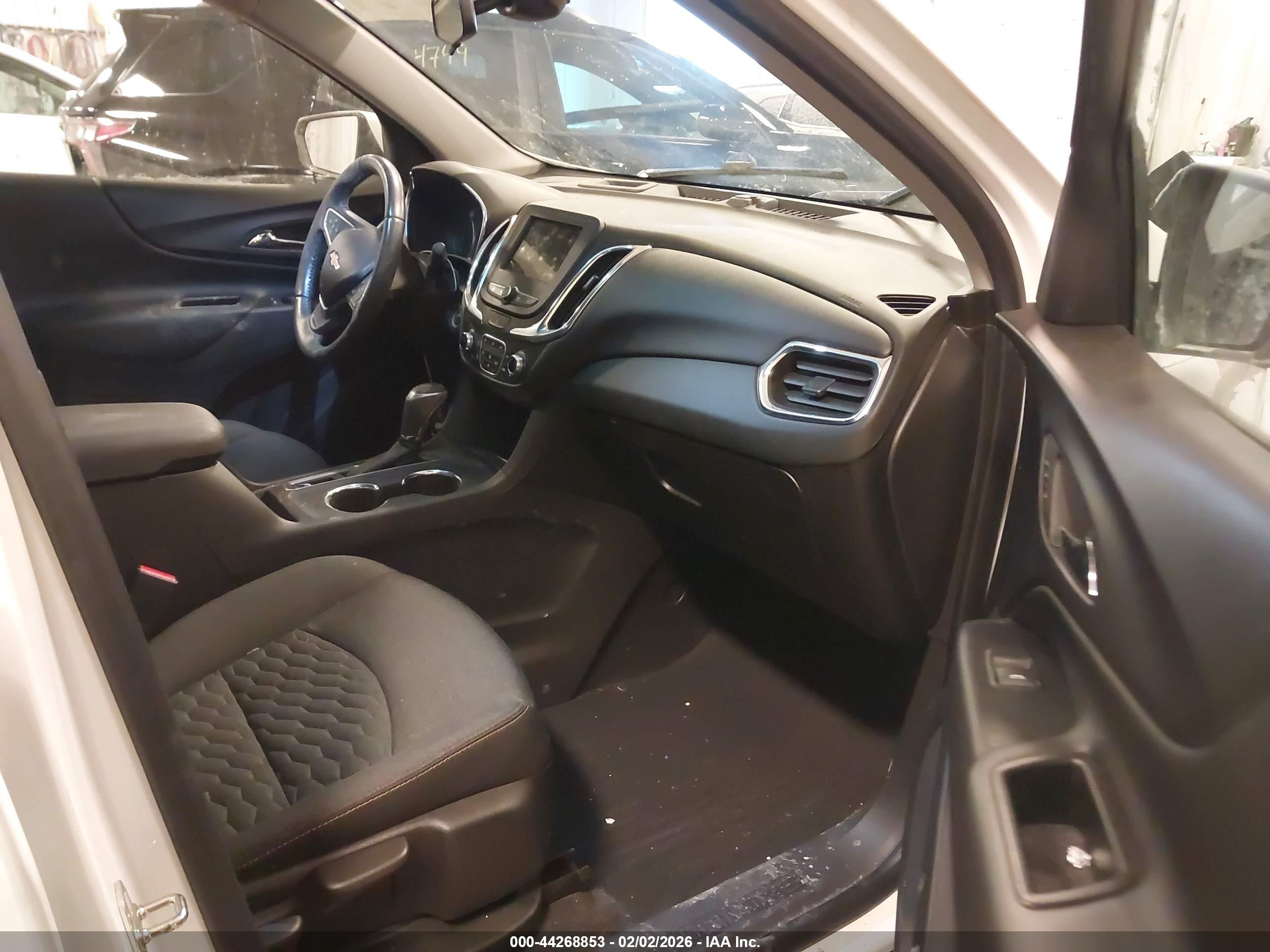 CHEVROLET EQUINOX image 5