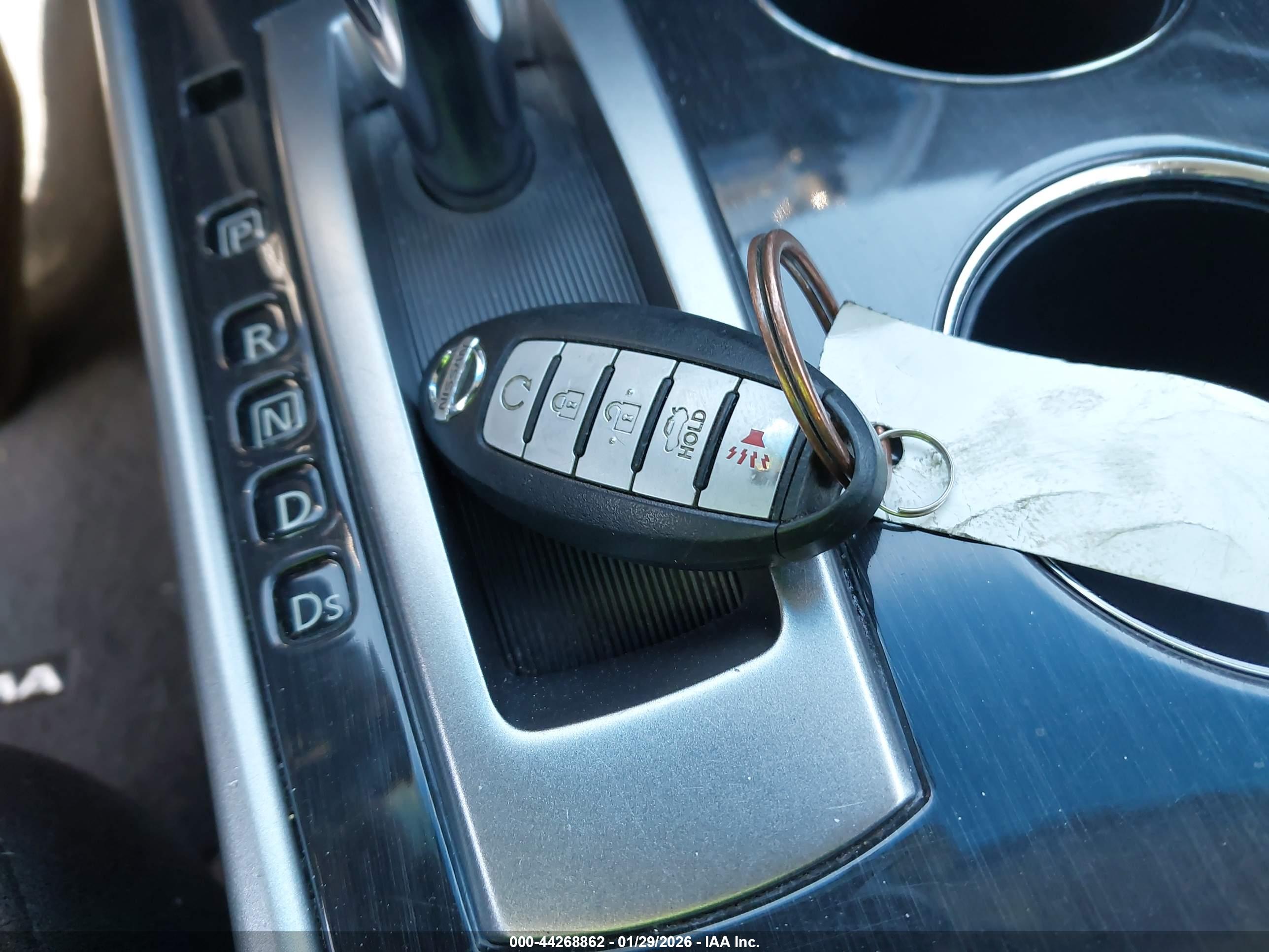 NISSAN ALTIMA image 11