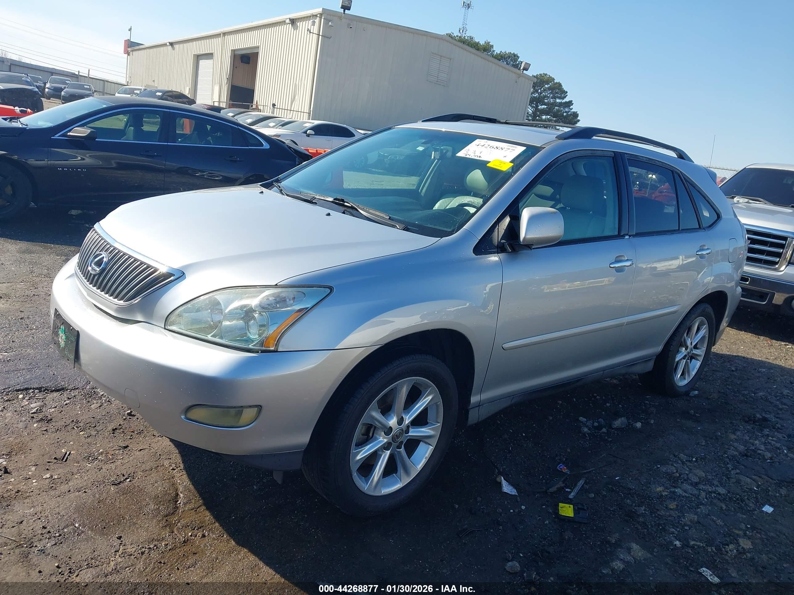 LEXUS RX image 2