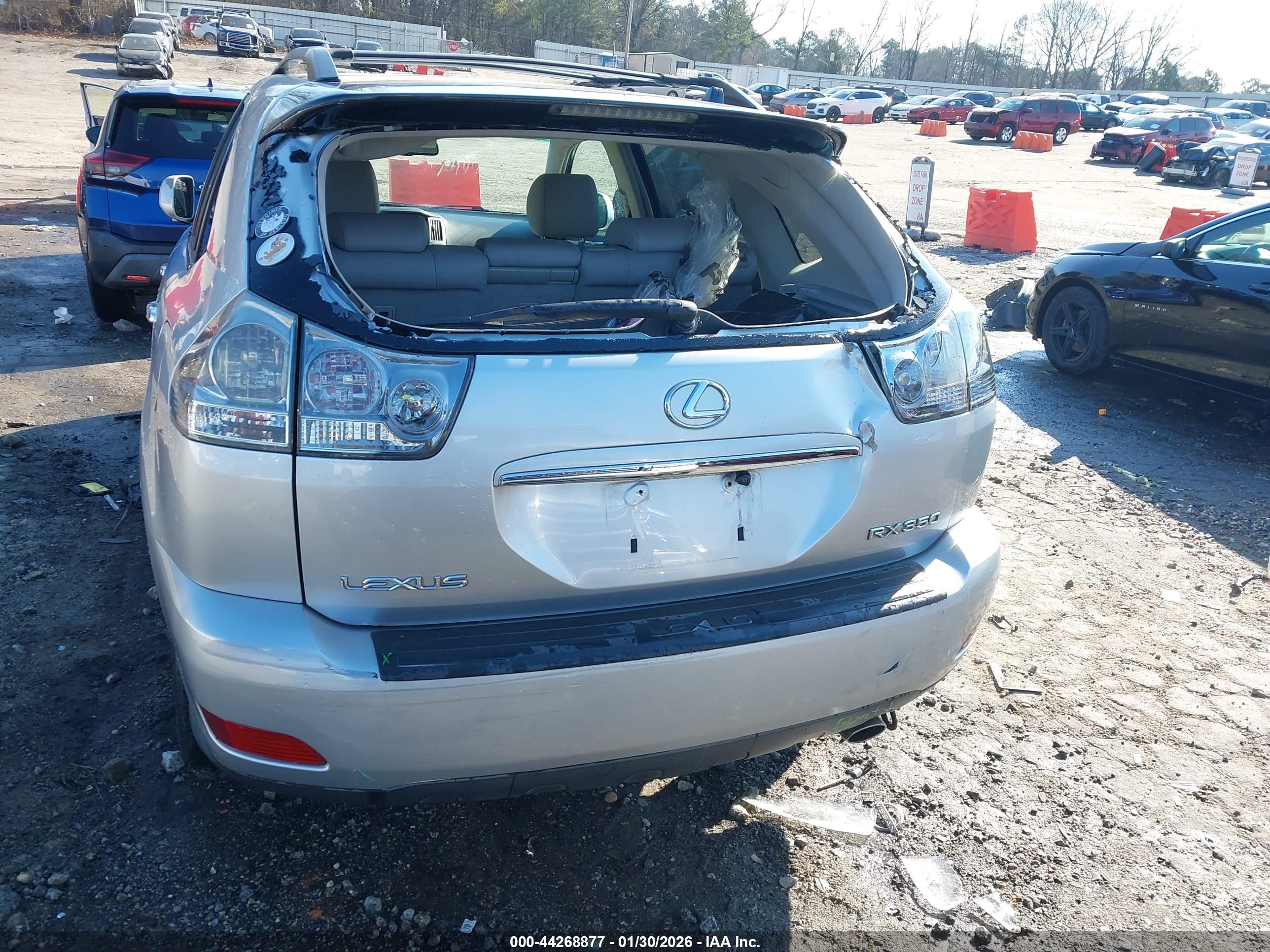 LEXUS RX image 6