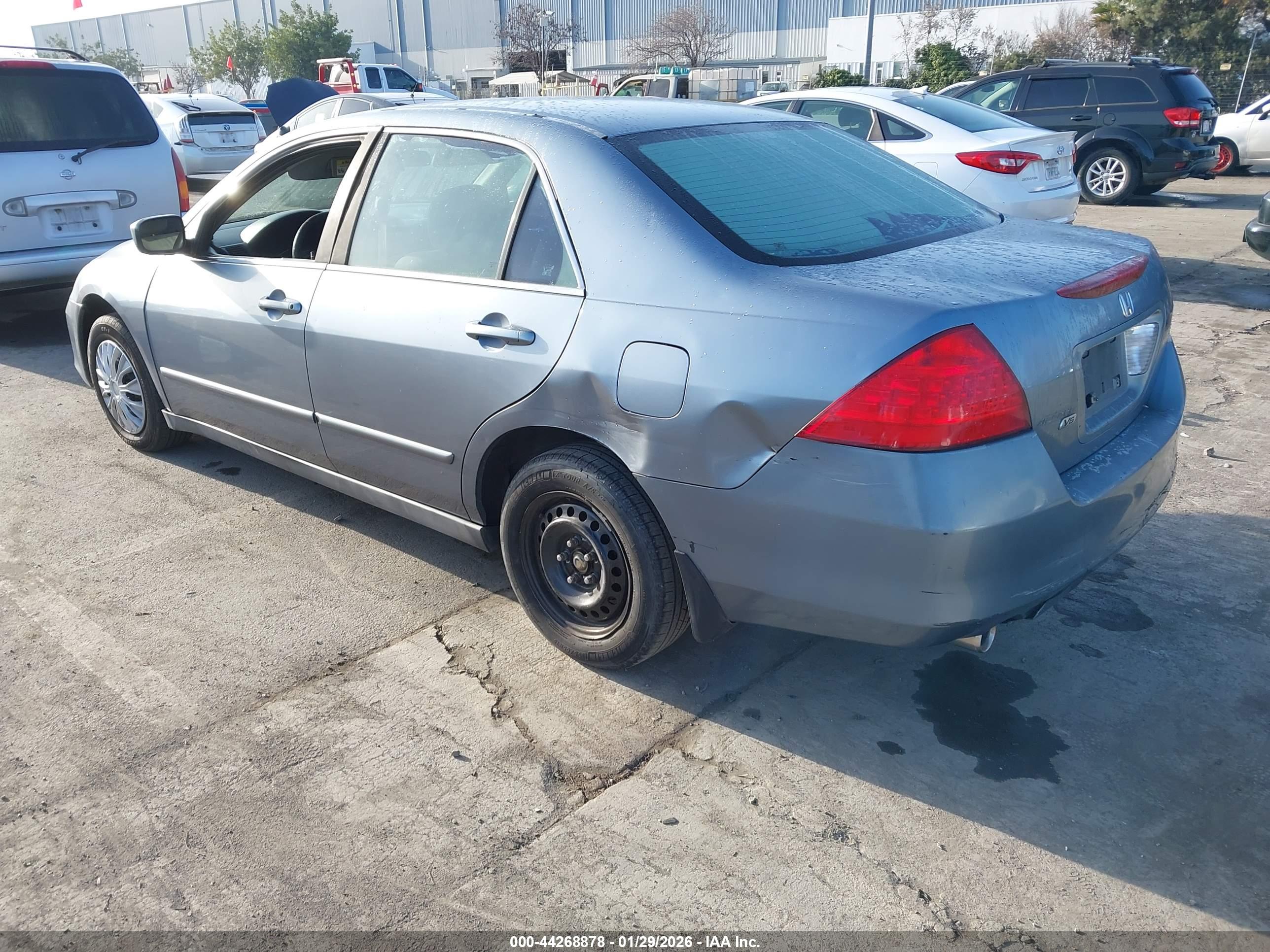 HONDA ACCORD image 3