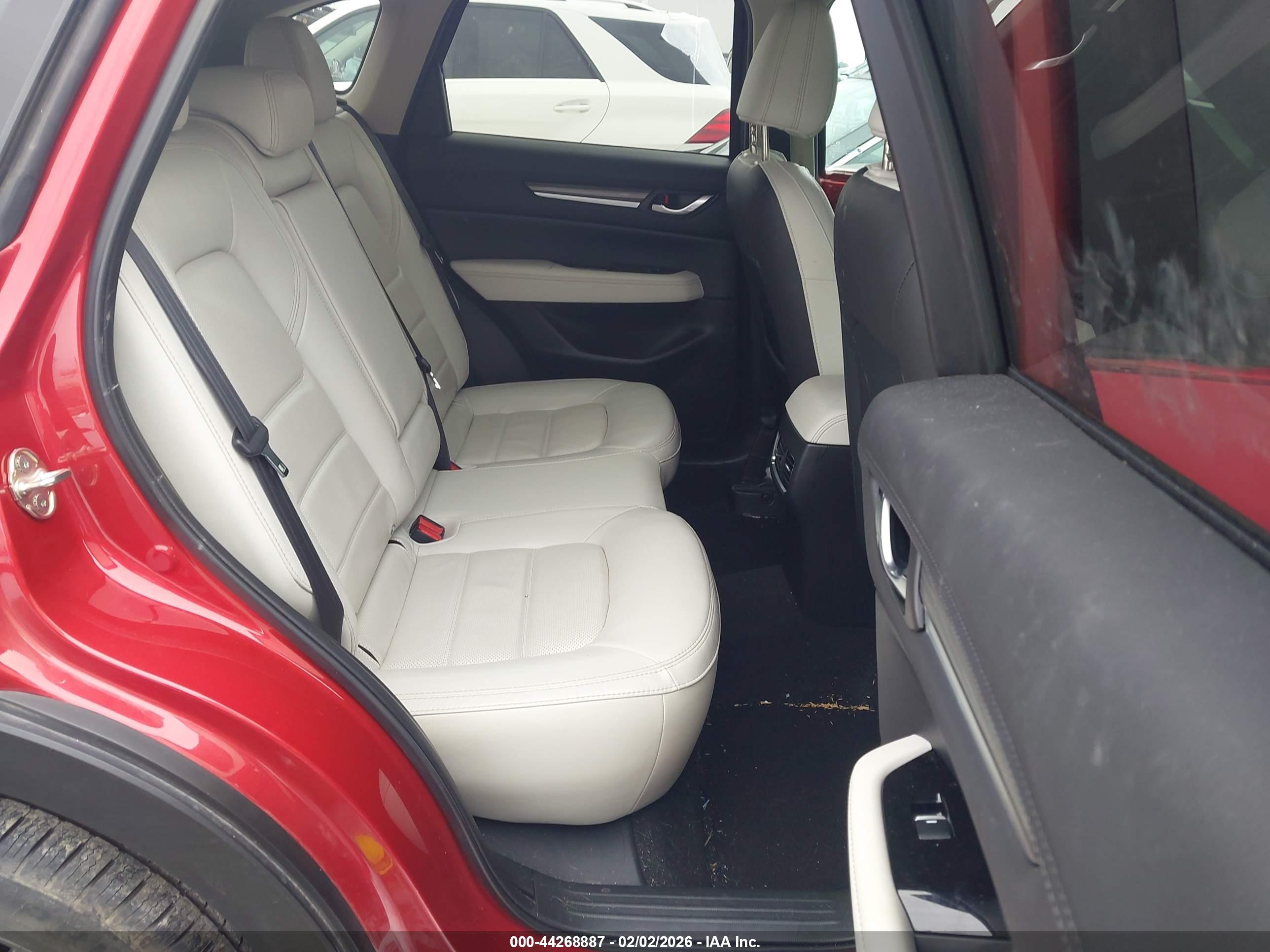MAZDA CX-5 image 8