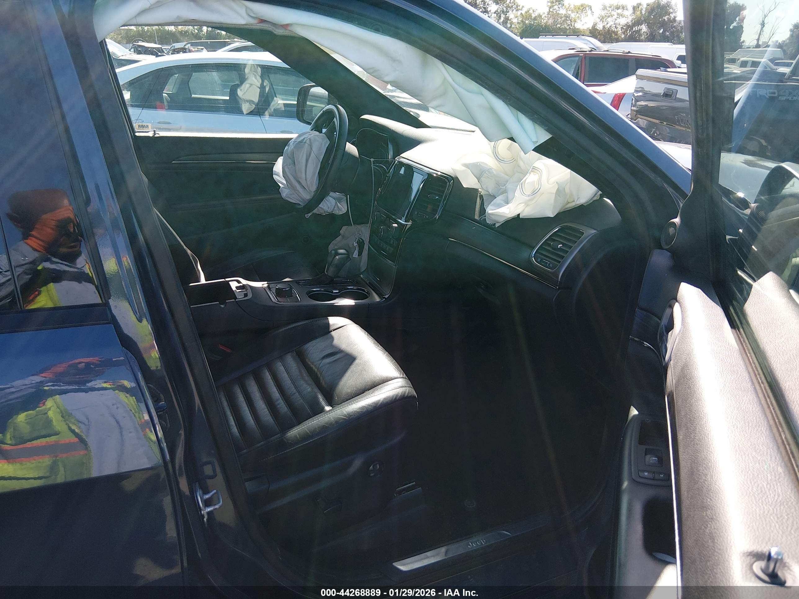 JEEP GRAND image 5