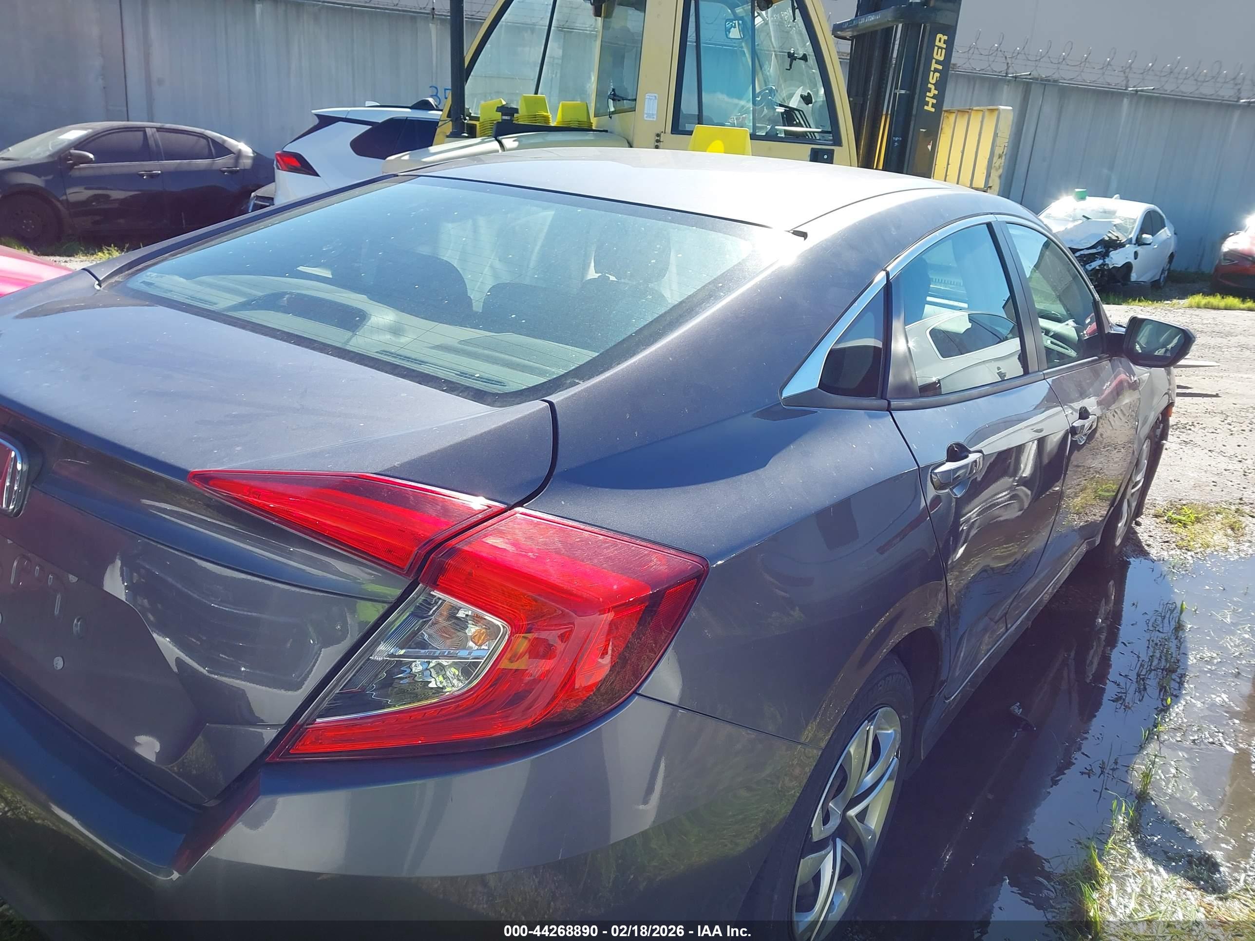 HONDA CIVIC image 4