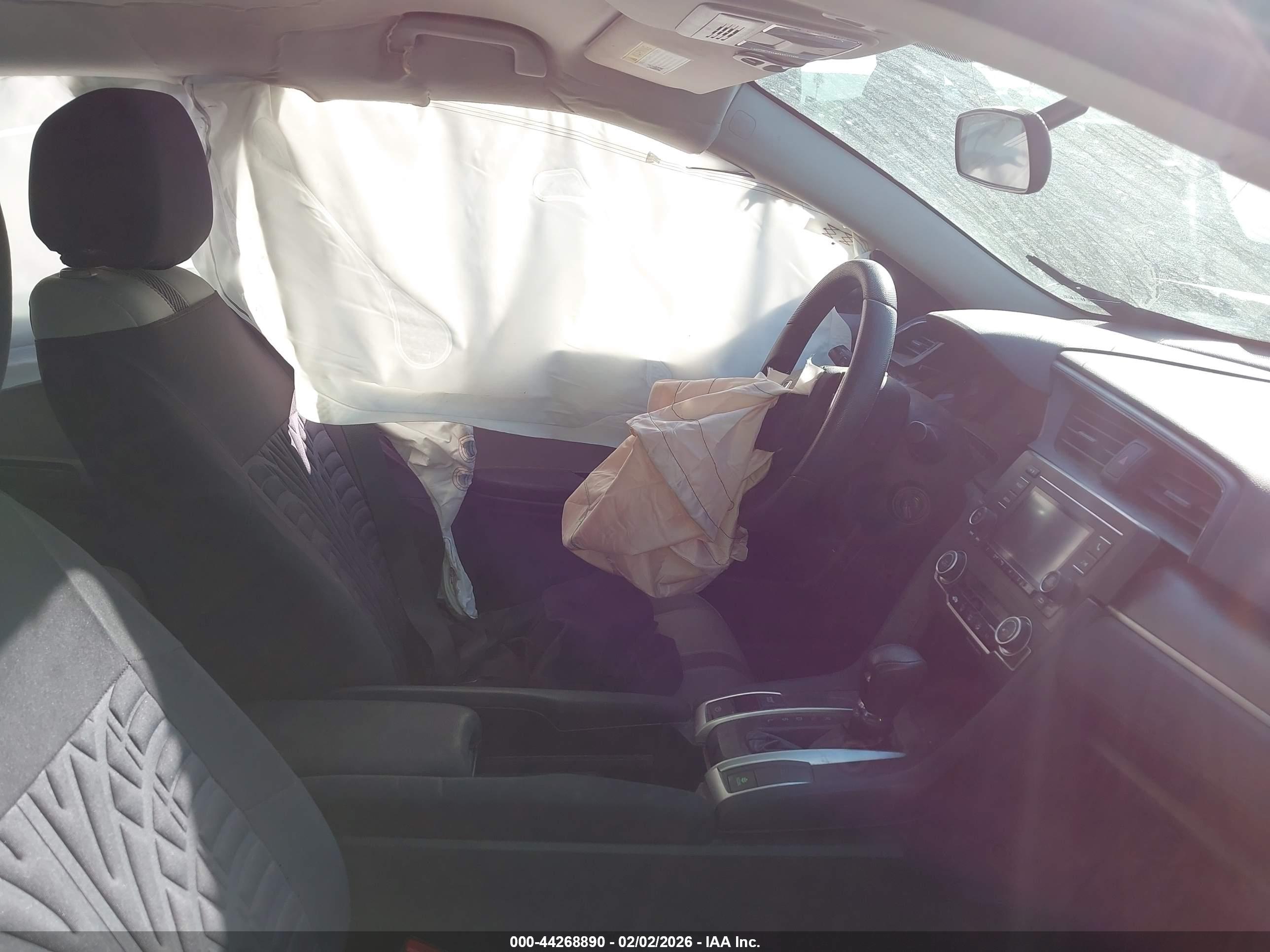 HONDA CIVIC image 5