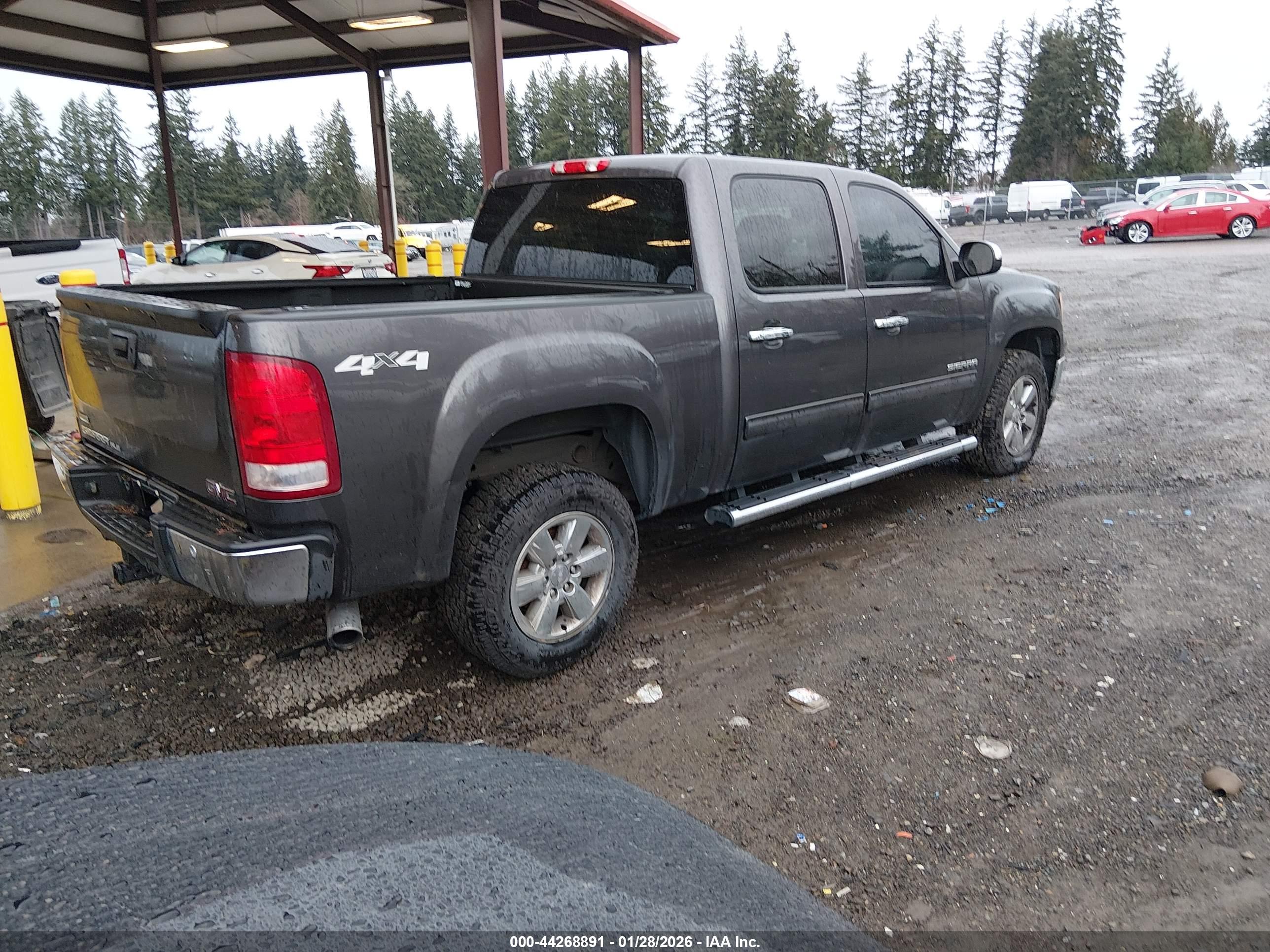 GMC SIERRA image 4