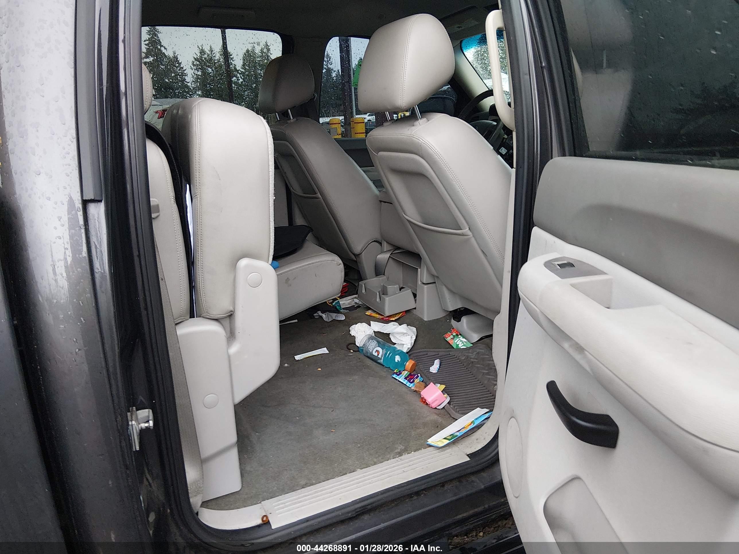 GMC SIERRA image 8