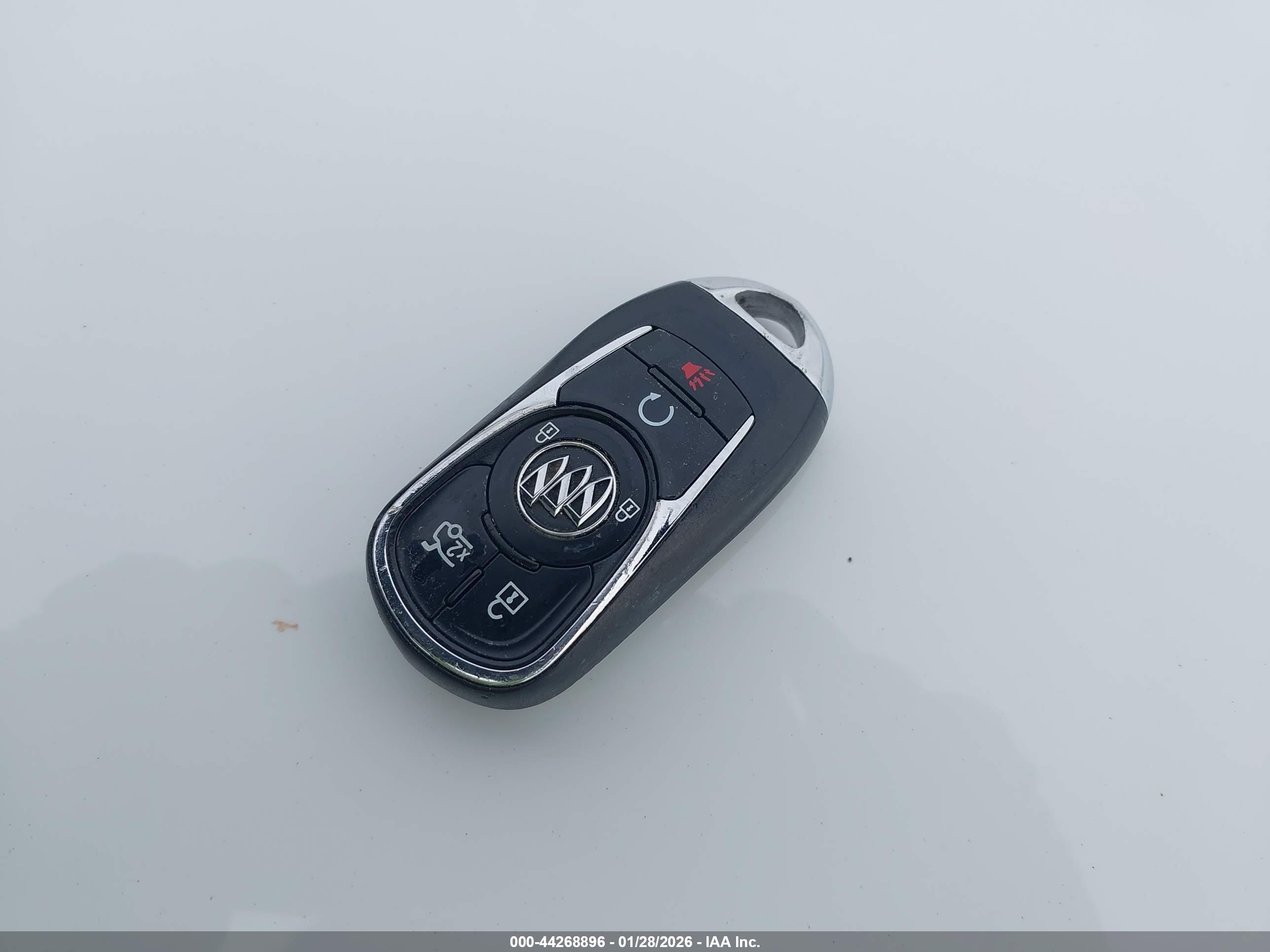 BUICK LACROSSE image 11