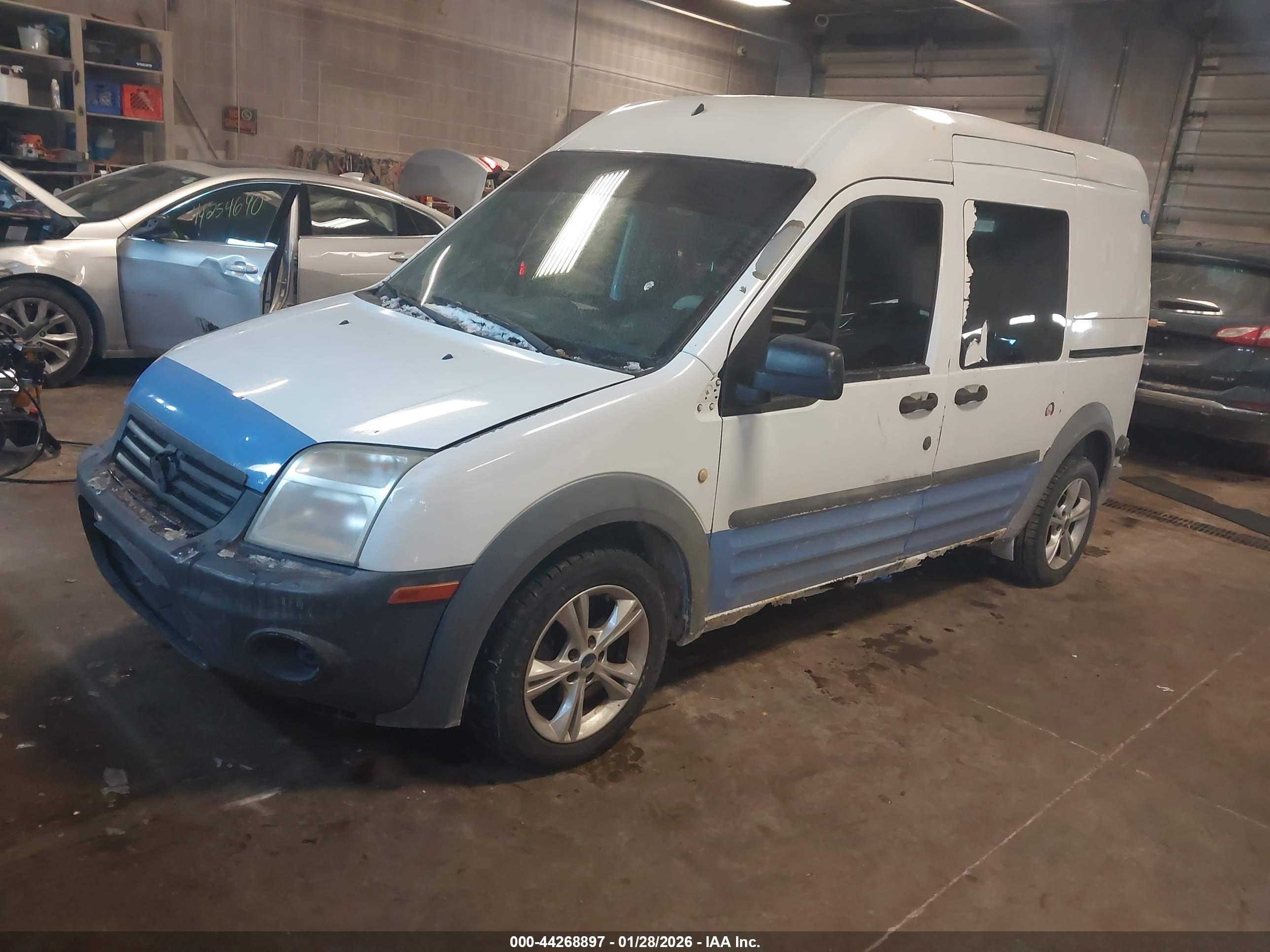 FORD TRANSIT image 2