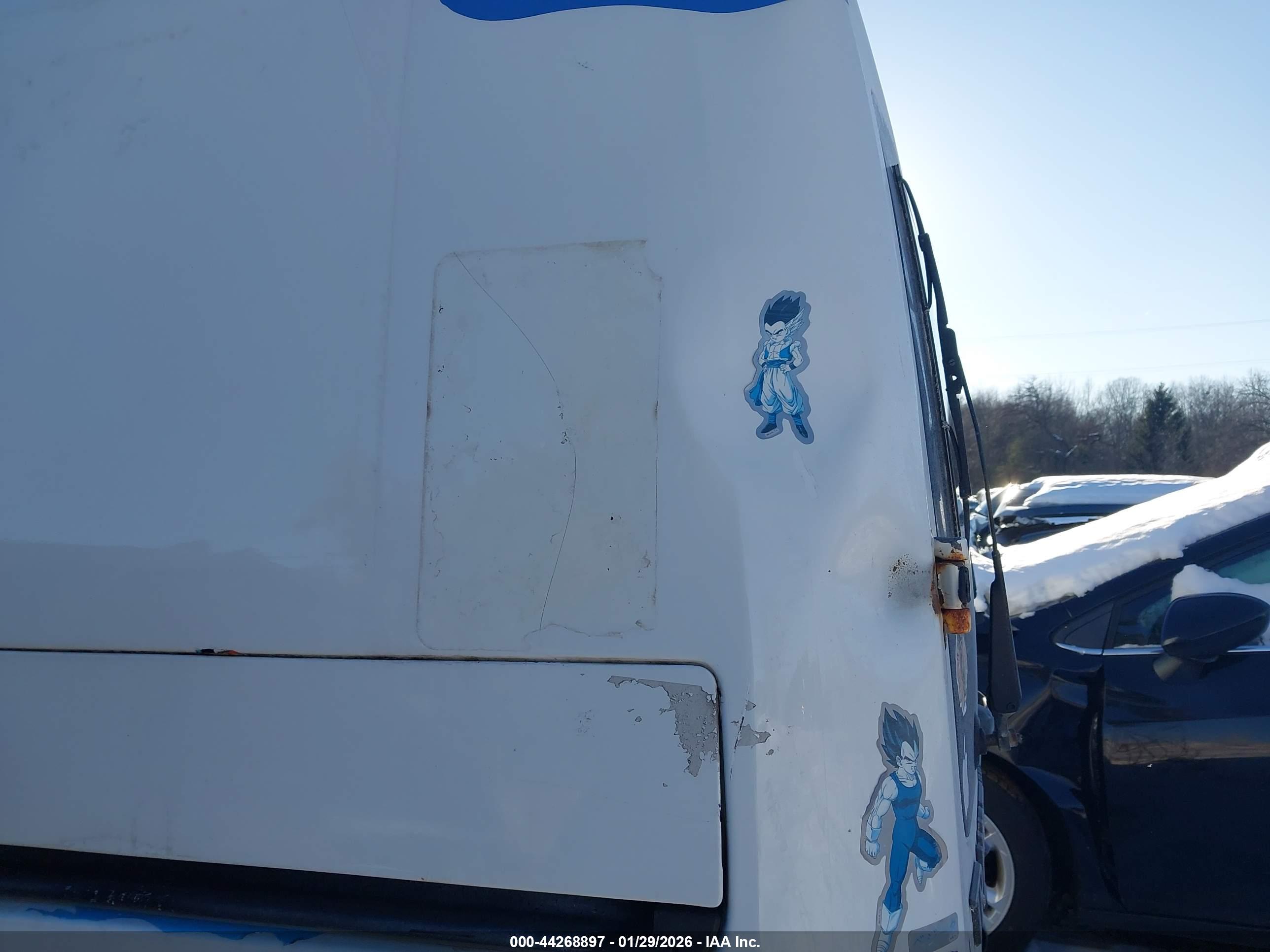 FORD TRANSIT image 6
