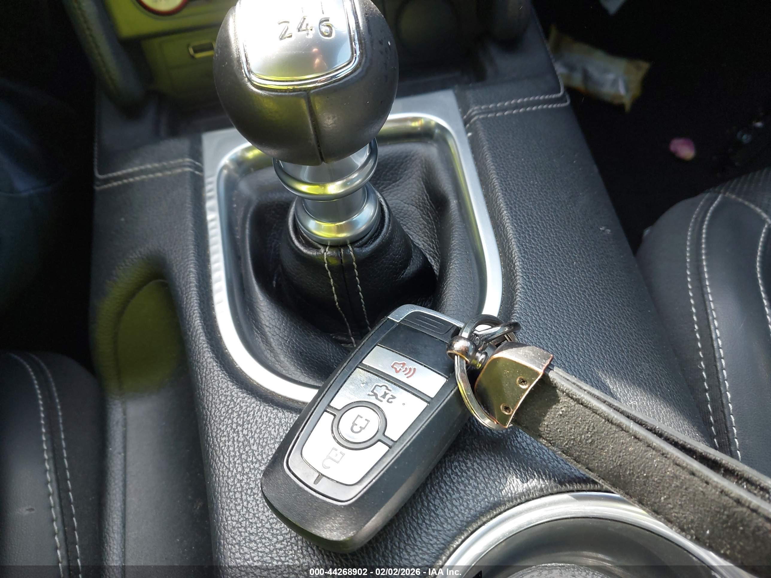 FORD MUSTANG image 11