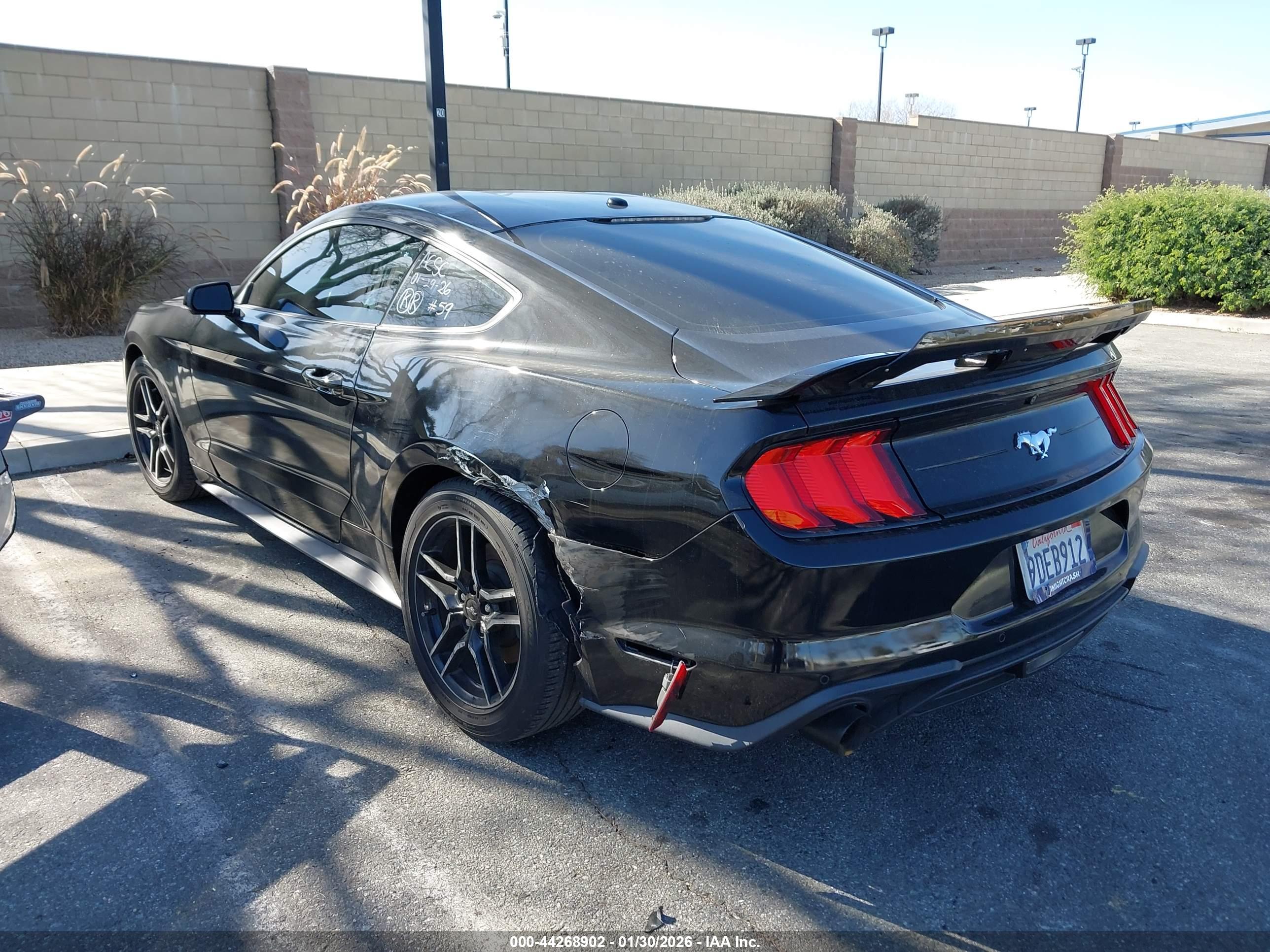 FORD MUSTANG image 3