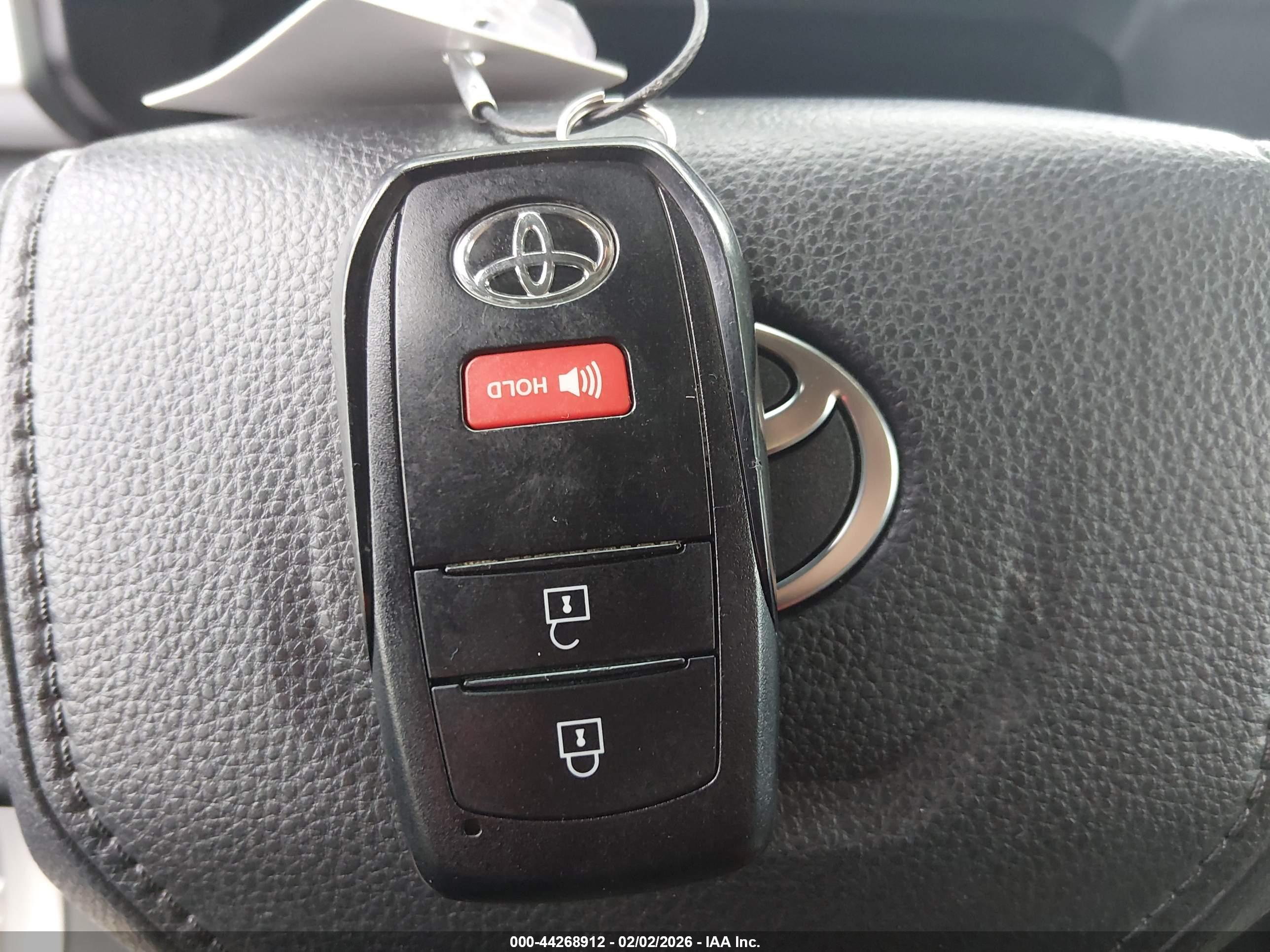 TOYOTA TACOMA image 11