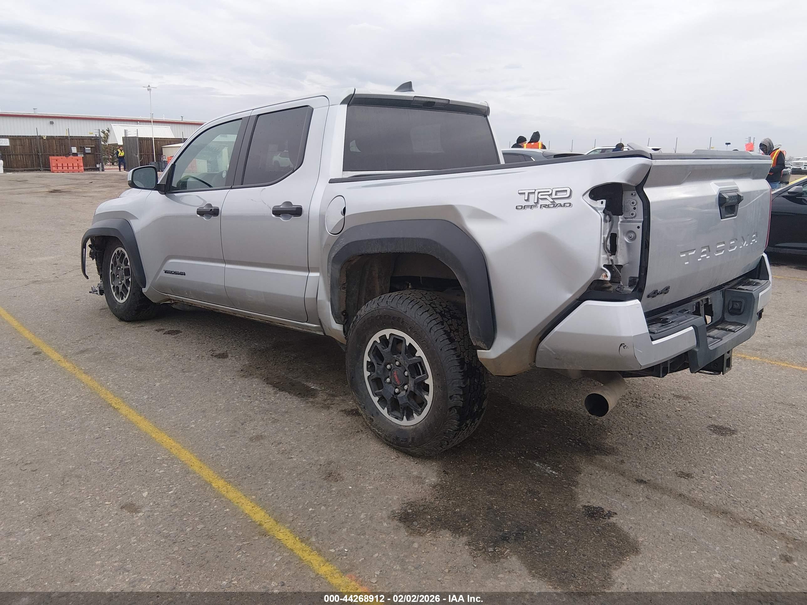 TOYOTA TACOMA image 3
