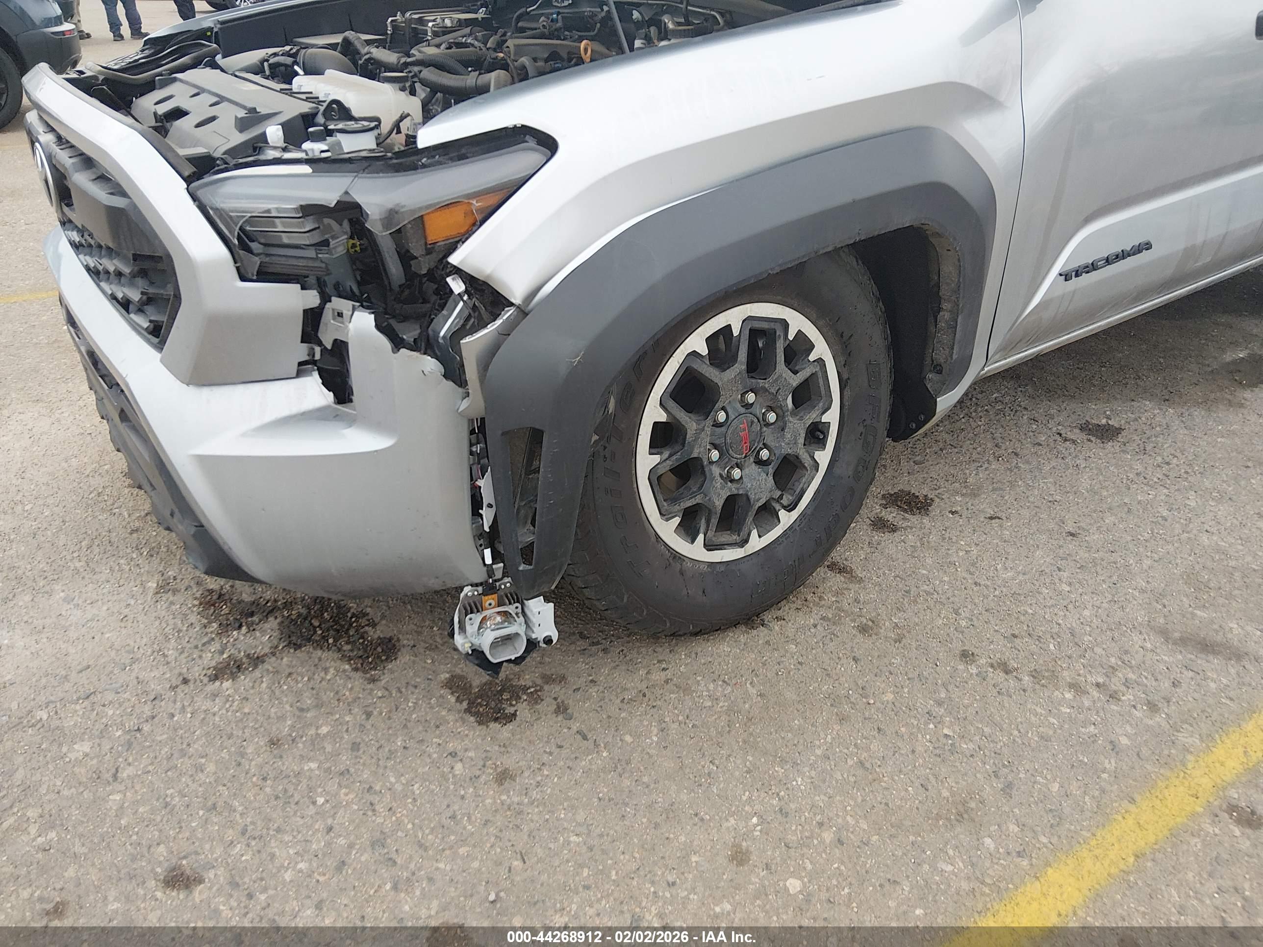 TOYOTA TACOMA image 6