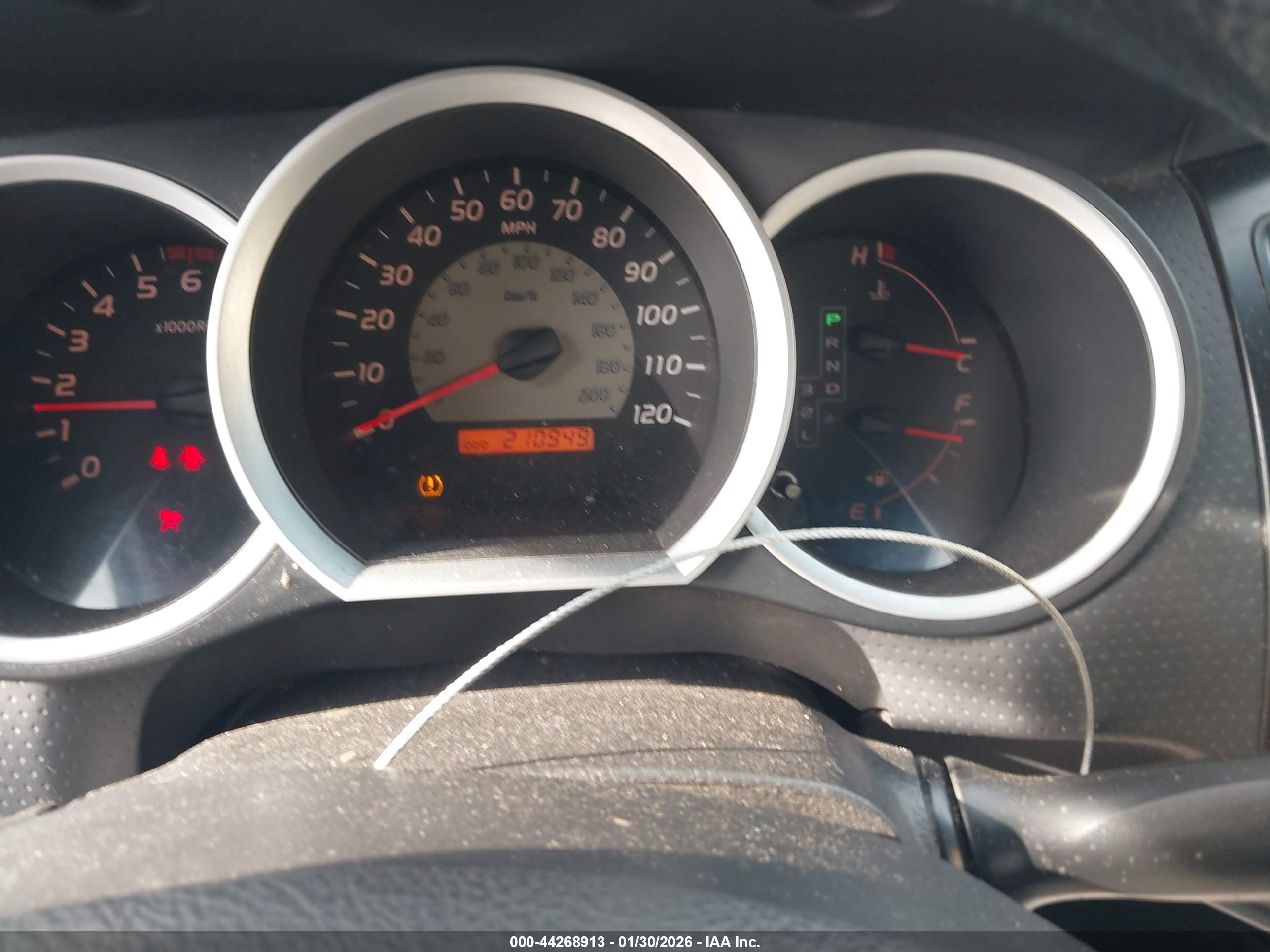 TOYOTA TACOMA image 7