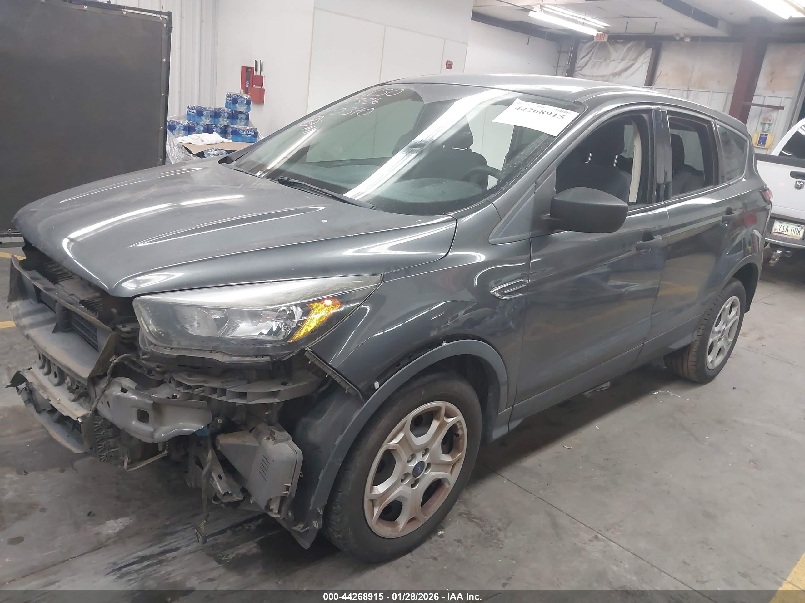 FORD ESCAPE image 2