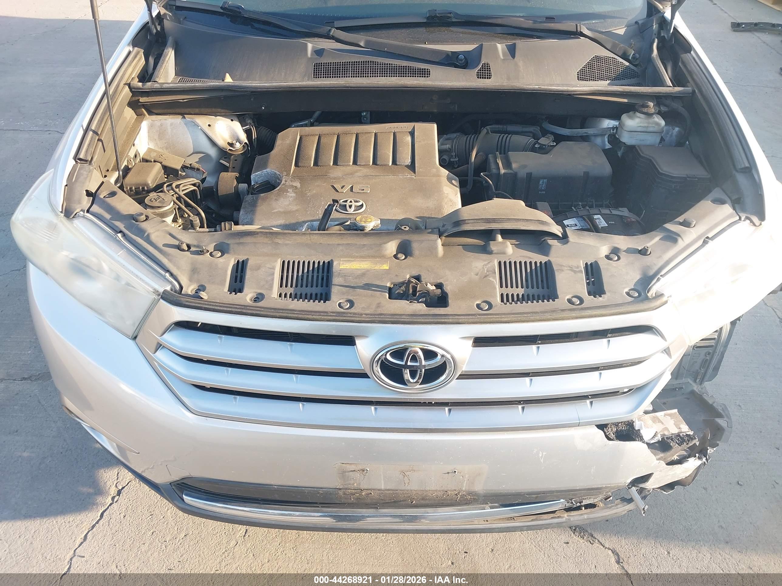 TOYOTA HIGHLANDER image 10