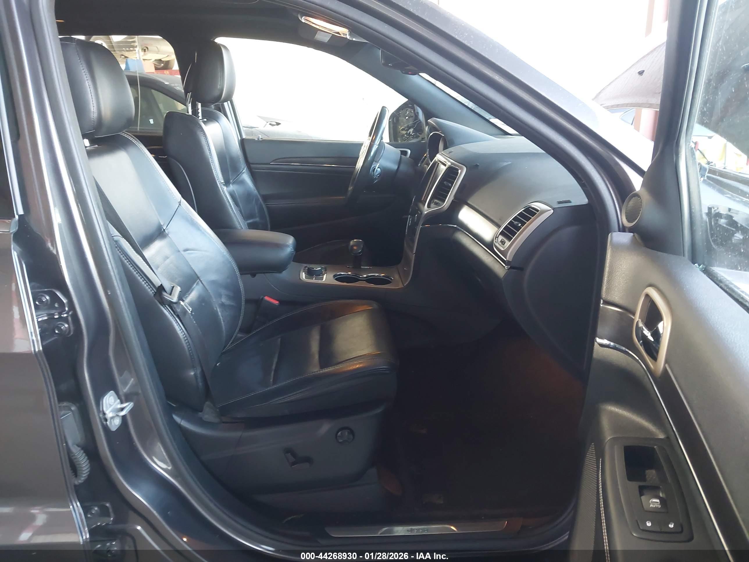JEEP GRAND image 5