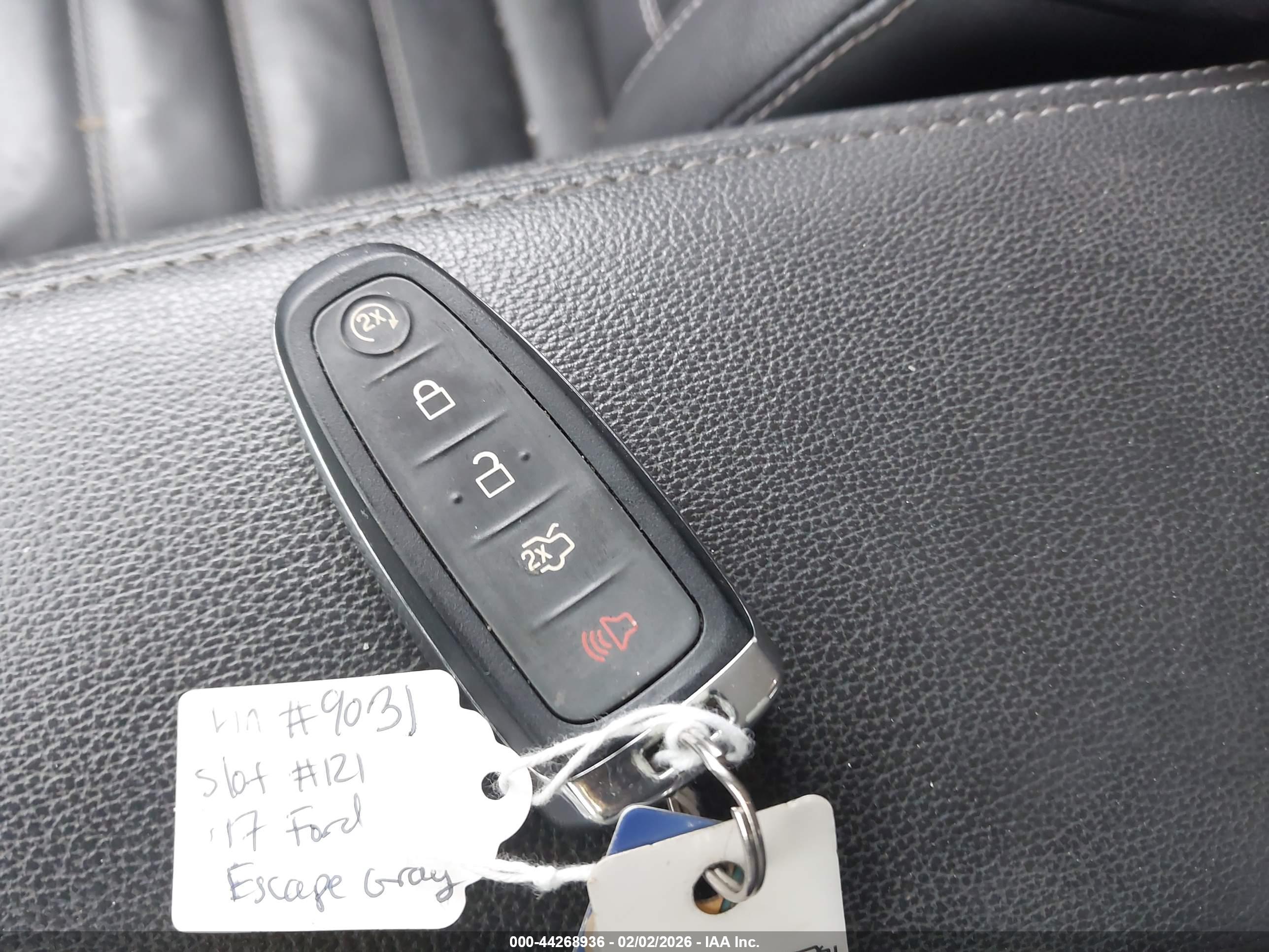FORD ESCAPE image 11