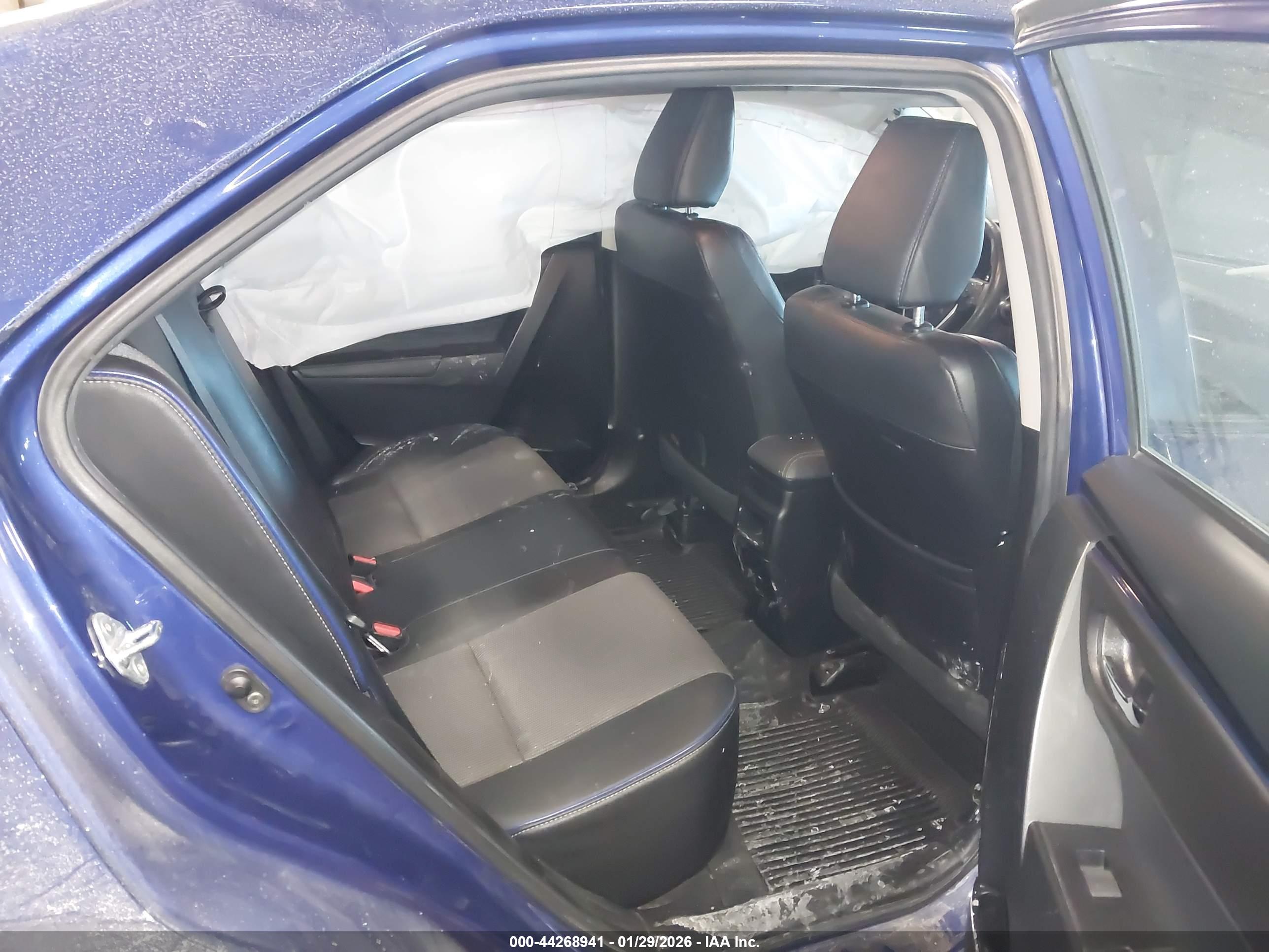 TOYOTA COROLLA image 8