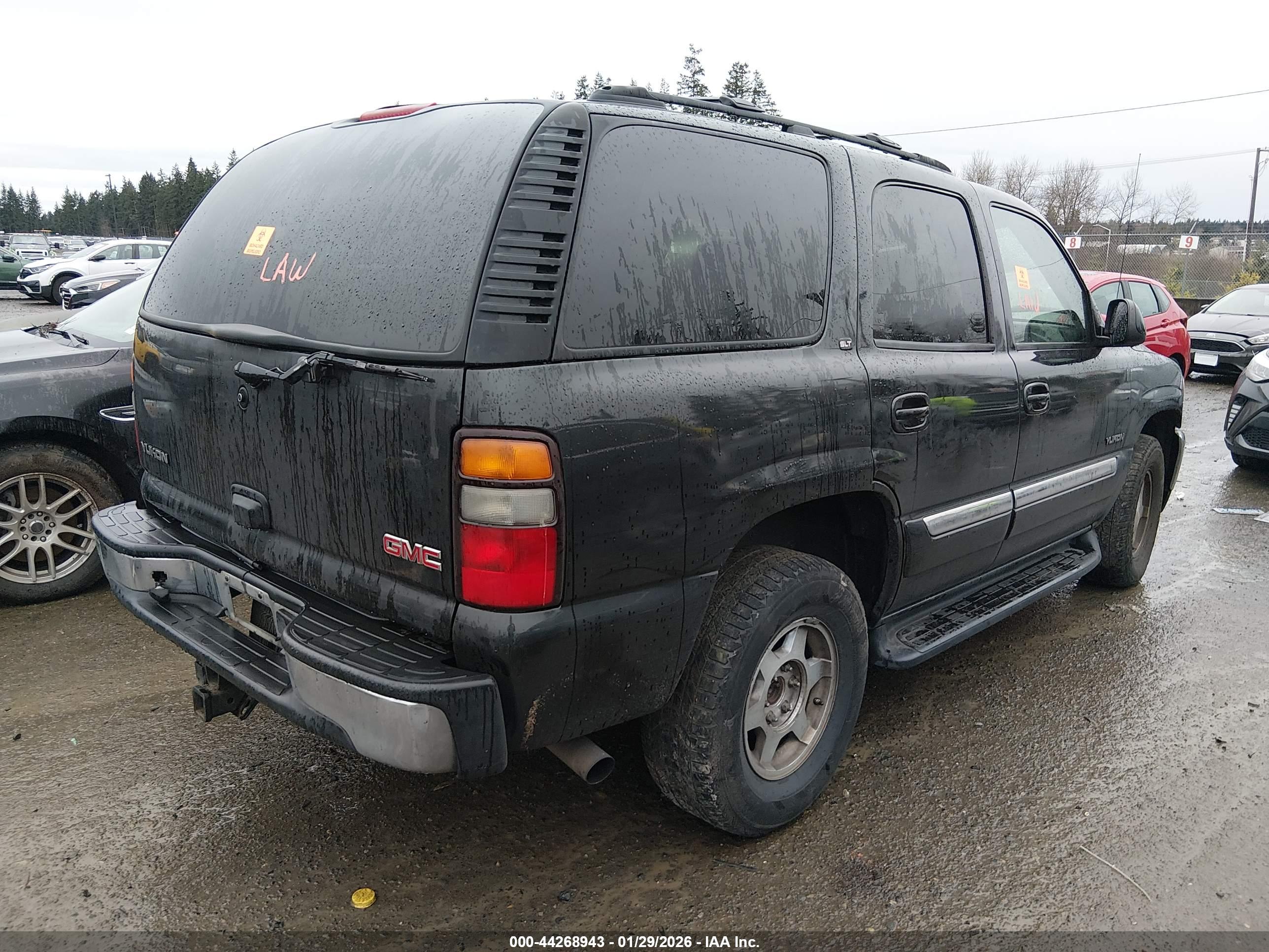 GMC YUKON image 4
