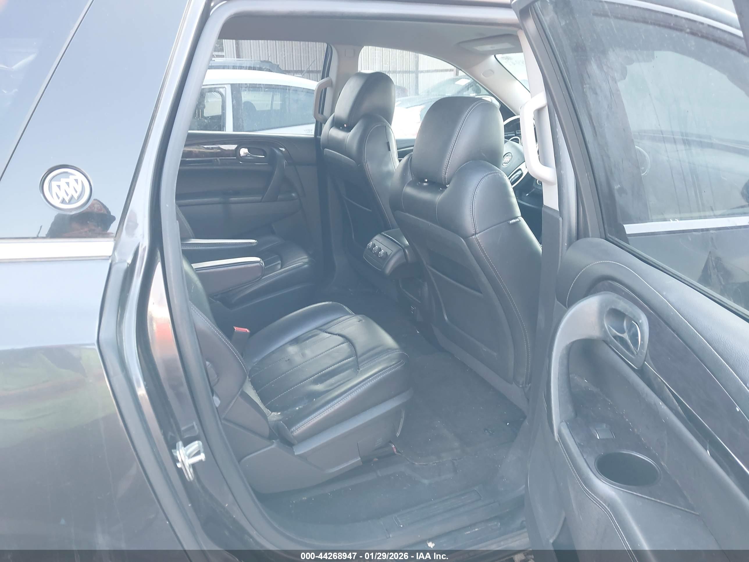 BUICK ENCLAVE image 8