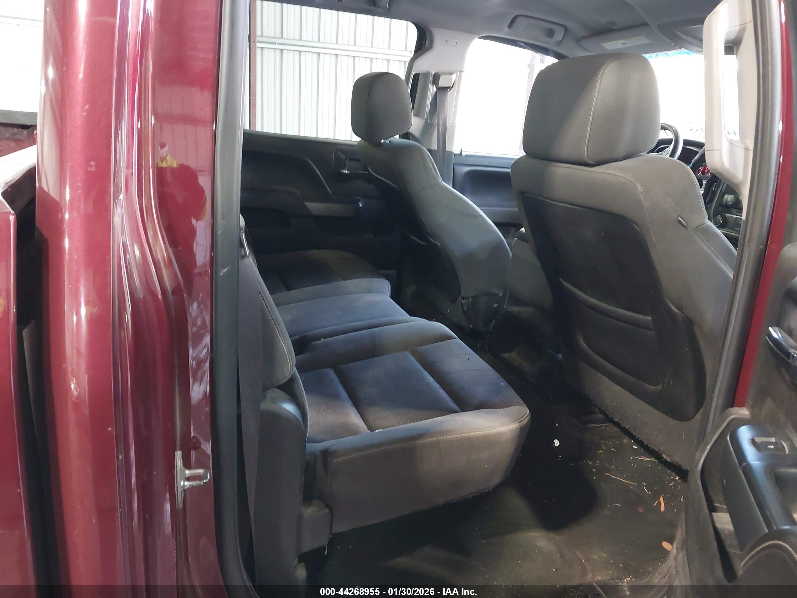 CHEVROLET SILVERADO image 8